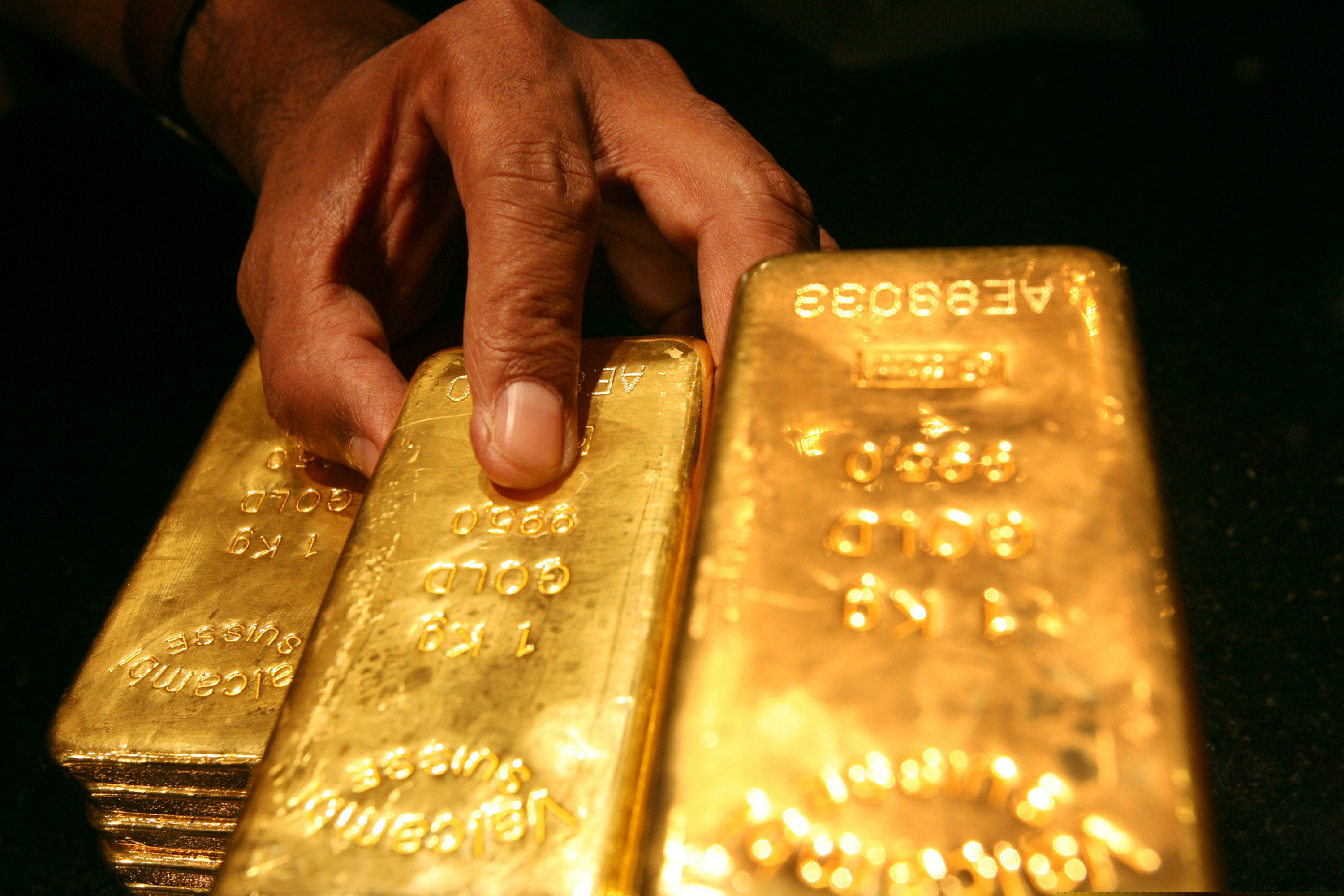 Venezuelan gold was refined in Mali and then resold primarily in the United Arab Emirates, Julio Borges, the opposition leader's chief overseas envoy, told reporters on Wednesday [File: Reuters]