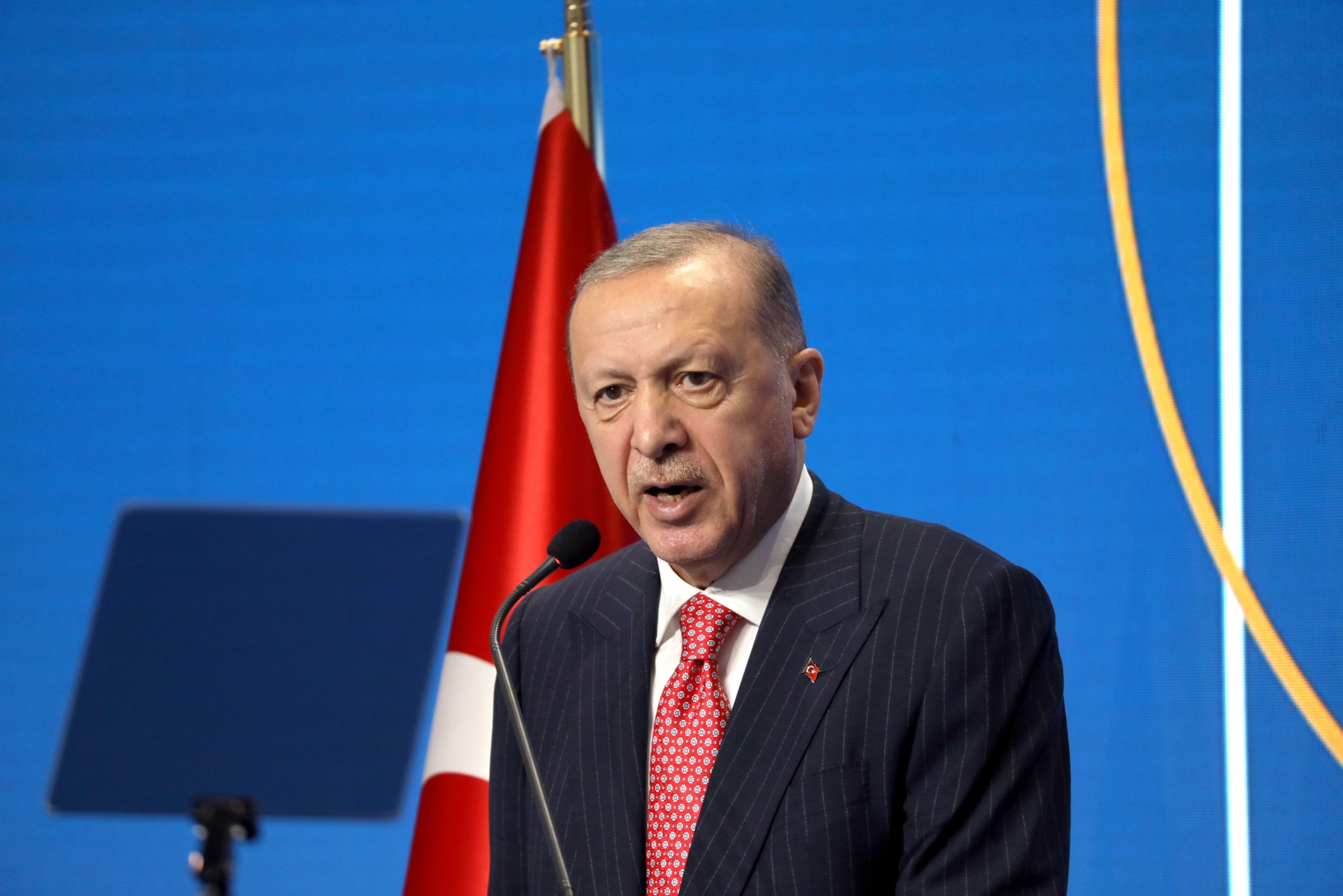 Recep Tayyip Erdogan said on Thursday that policy shift will deliver the highest minimum wage rise in 50 years [File: Alessia Pierdomenico/Bloomberg]