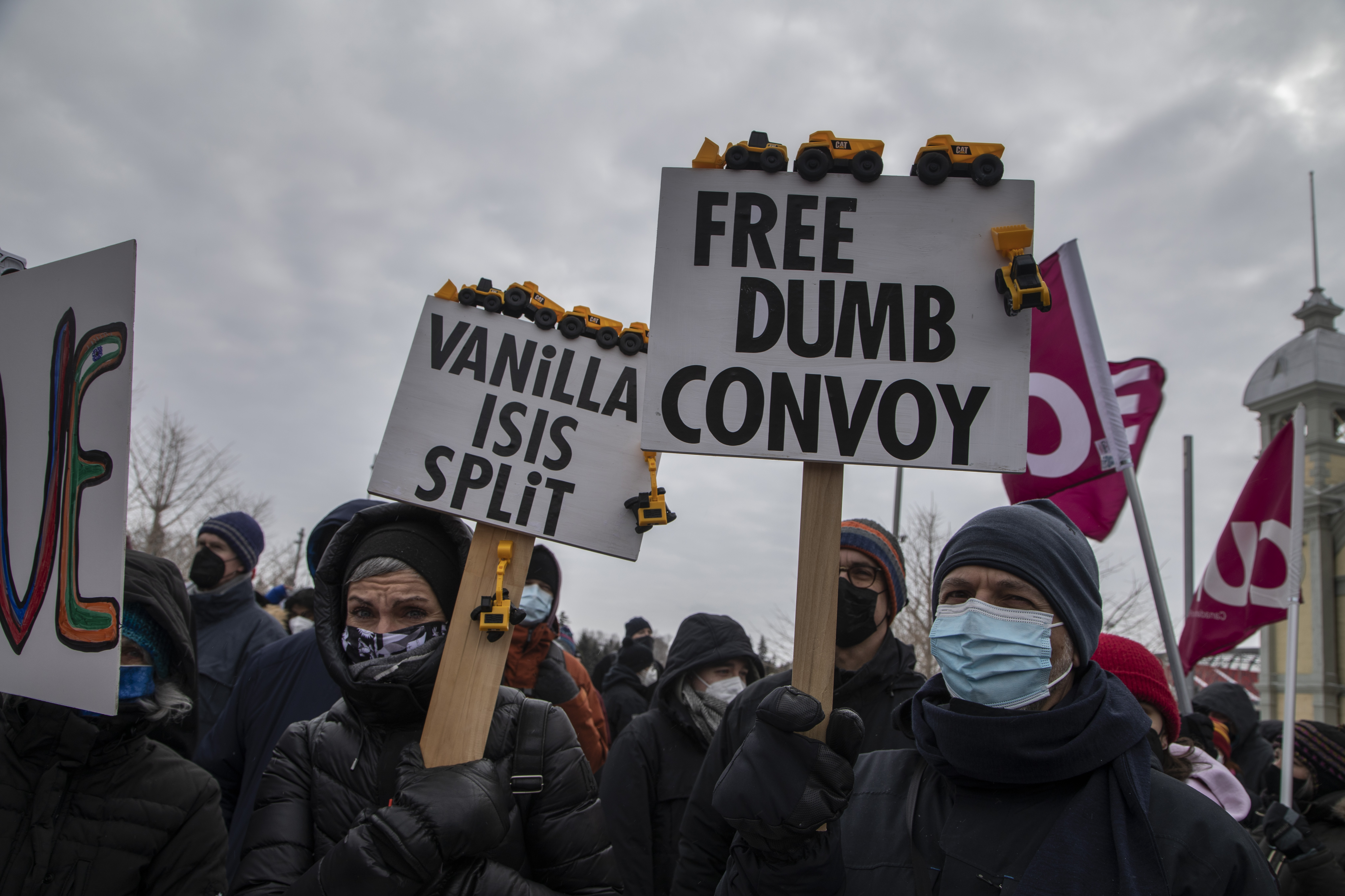 A counter -protest was held starting in Lansdowne Park