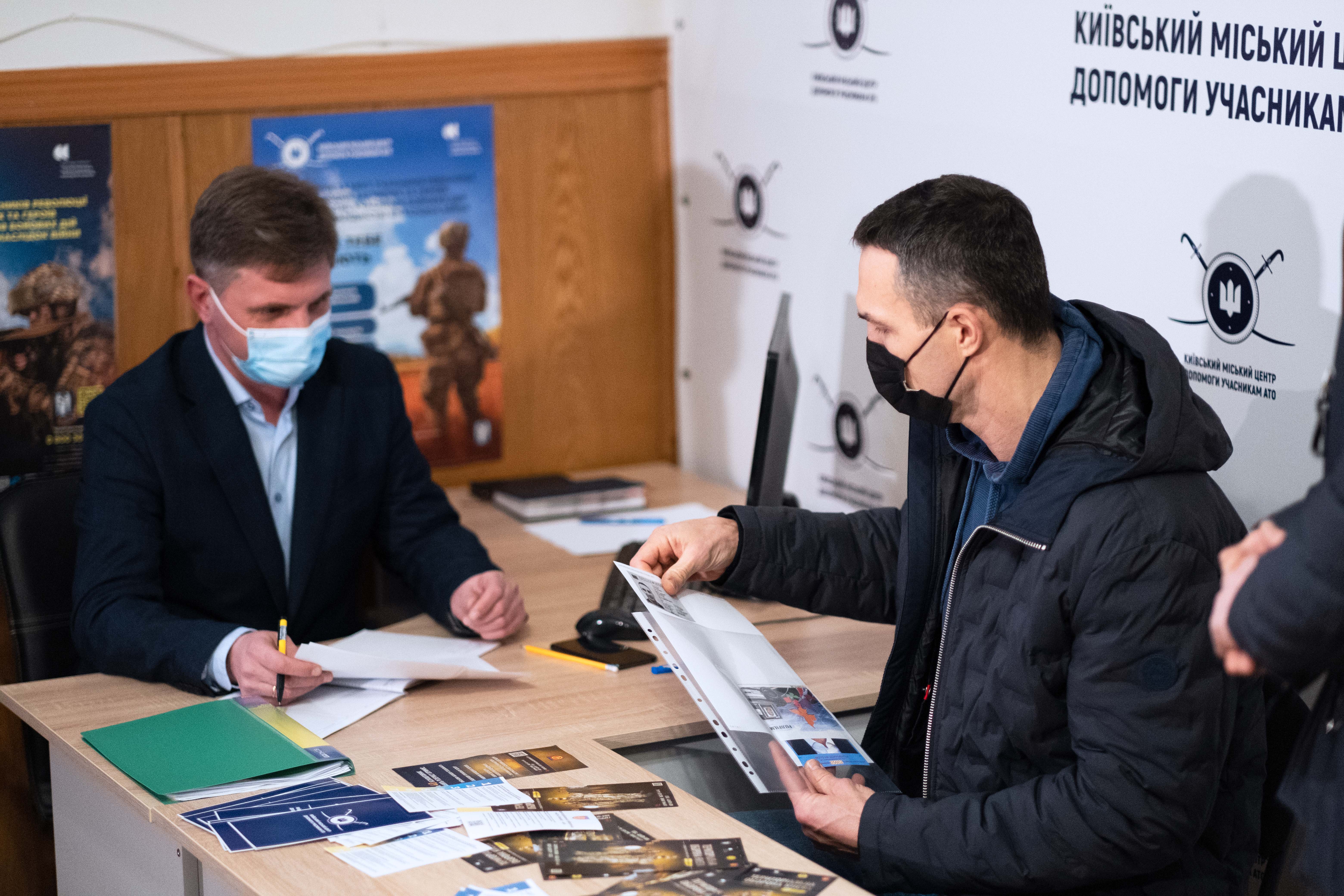 Wladimir Klitschko is seen enrolling for the Territorial Defence Forces
