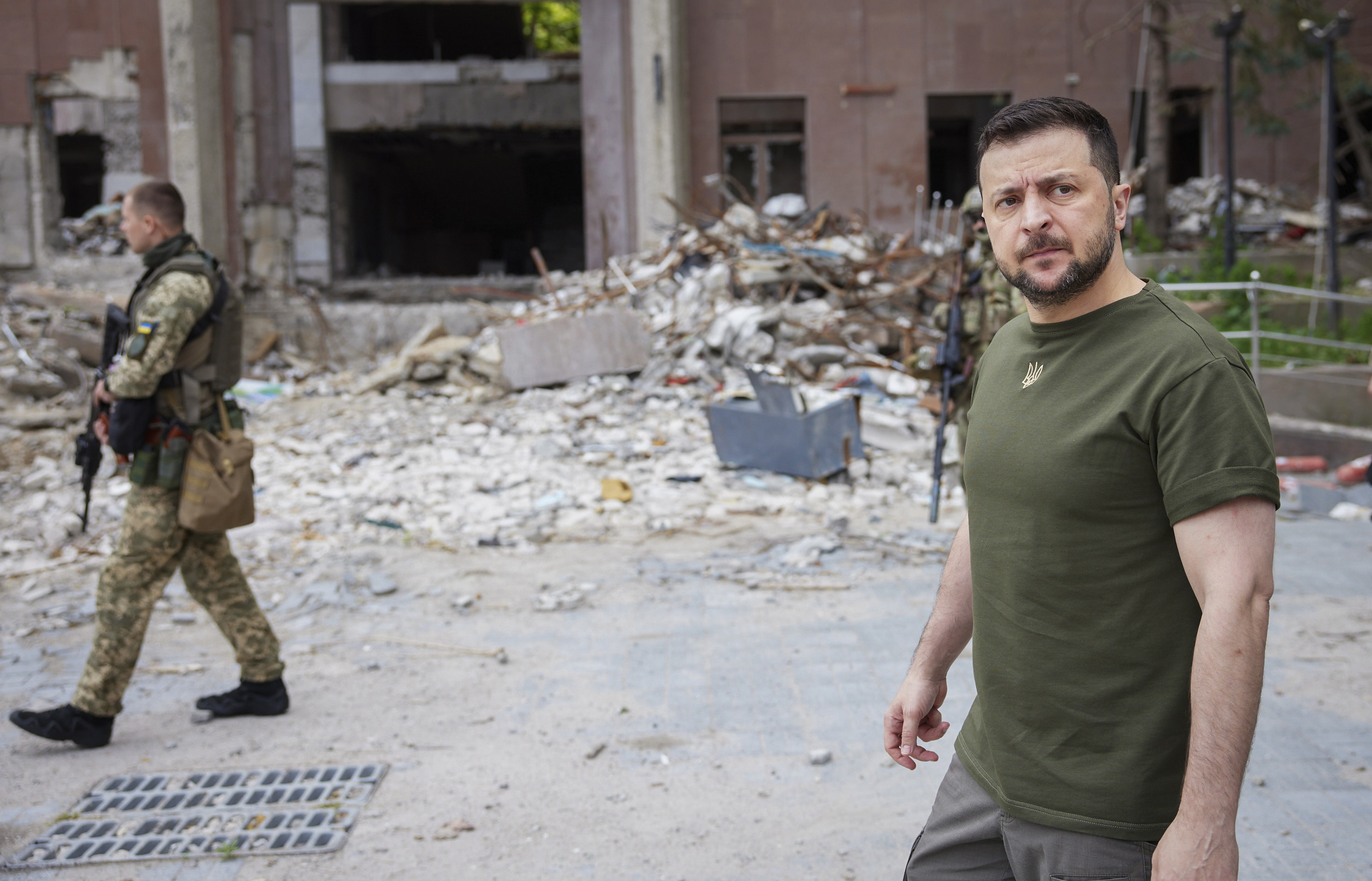 Volodymyr Zelenskyy said he had visited soldiers on the southern front line in the Mykolaiv region, about 550 km (340 miles) south of the capital, Kyiv [Office of Ukraine’s president via AP]