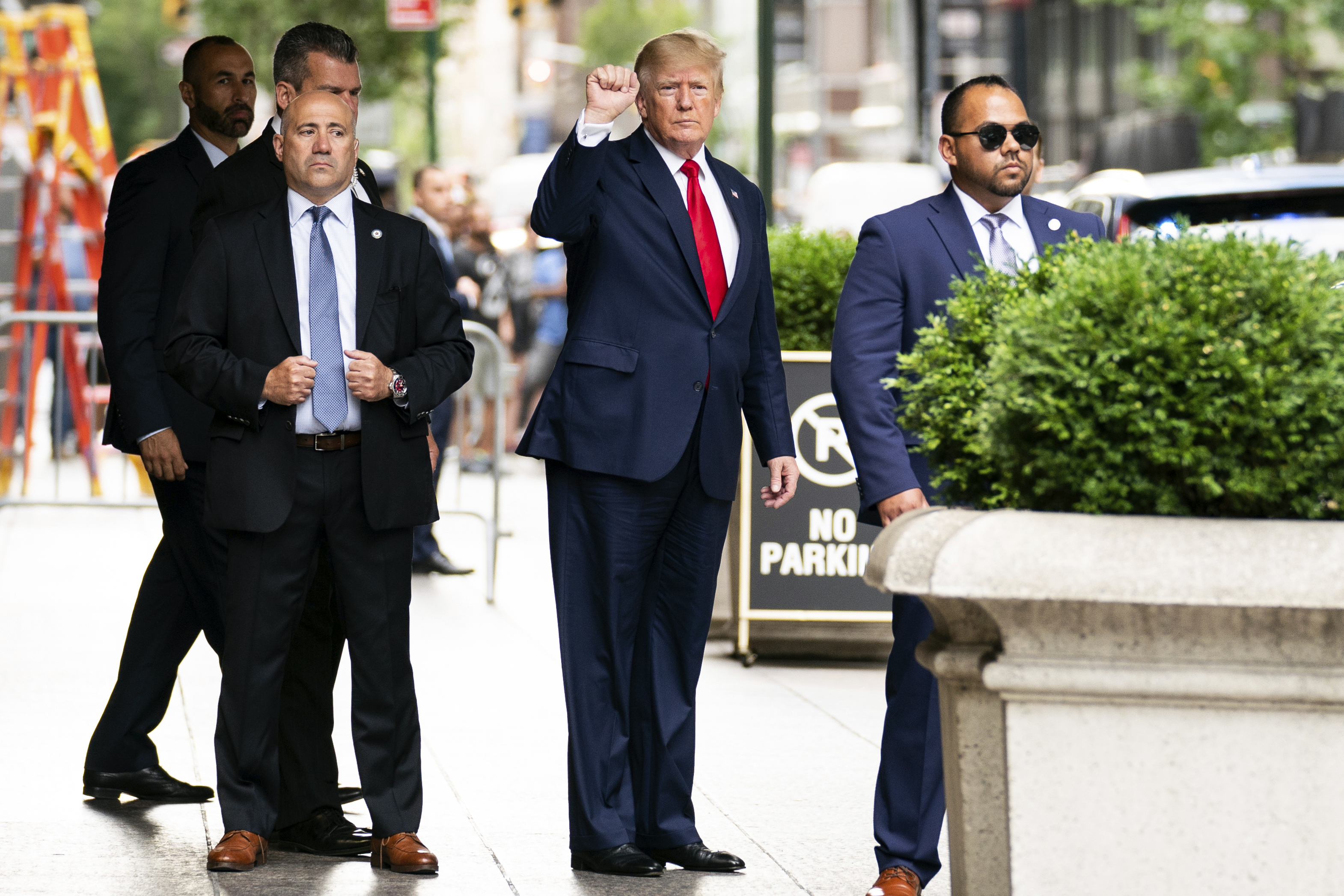 TRump