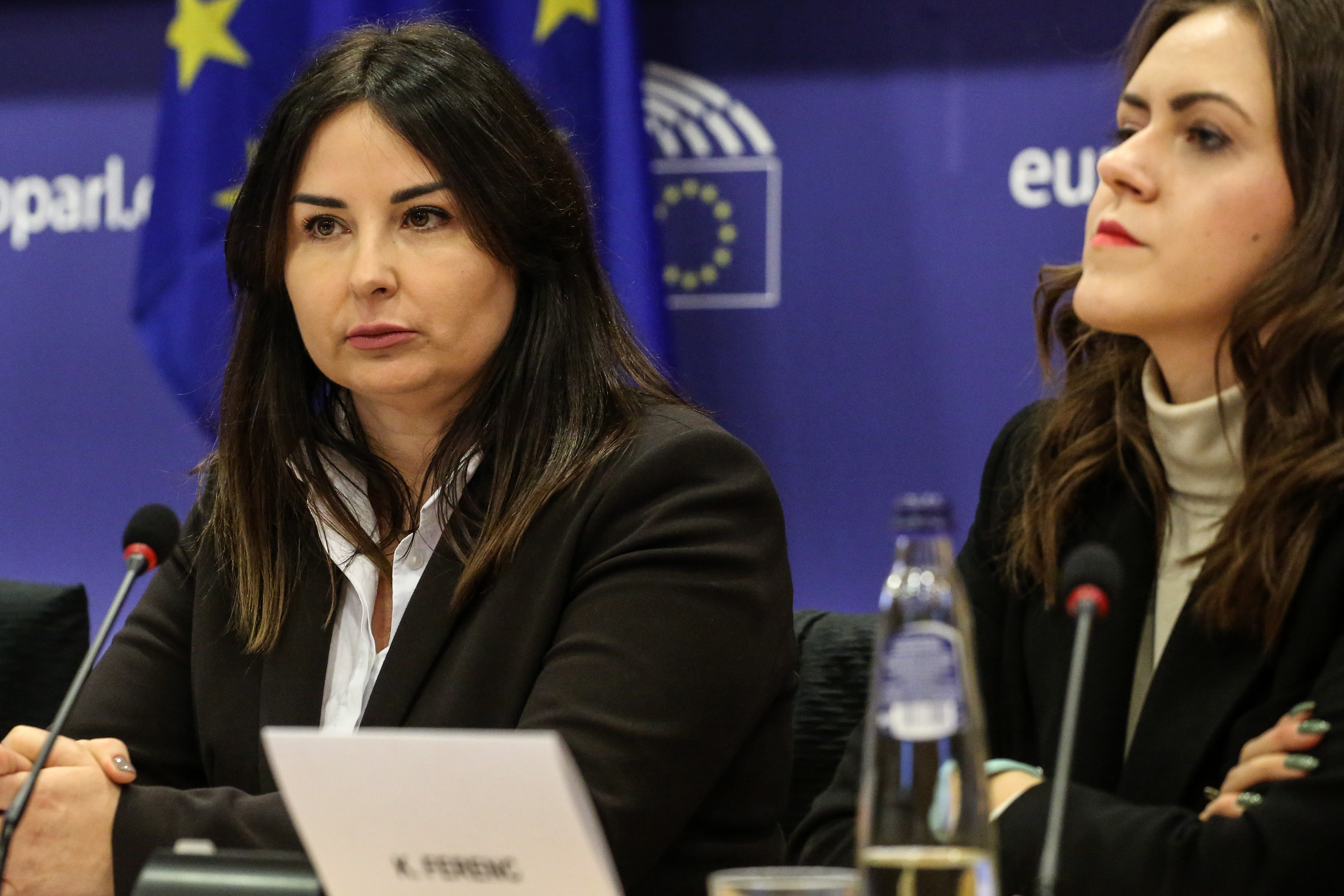 Barbara Skrobol, sister-in-law of Izabela Sajbor, the first known victim of the de facto abortion ban in Poland, and FEDERA lawyer Kamila Ferenc