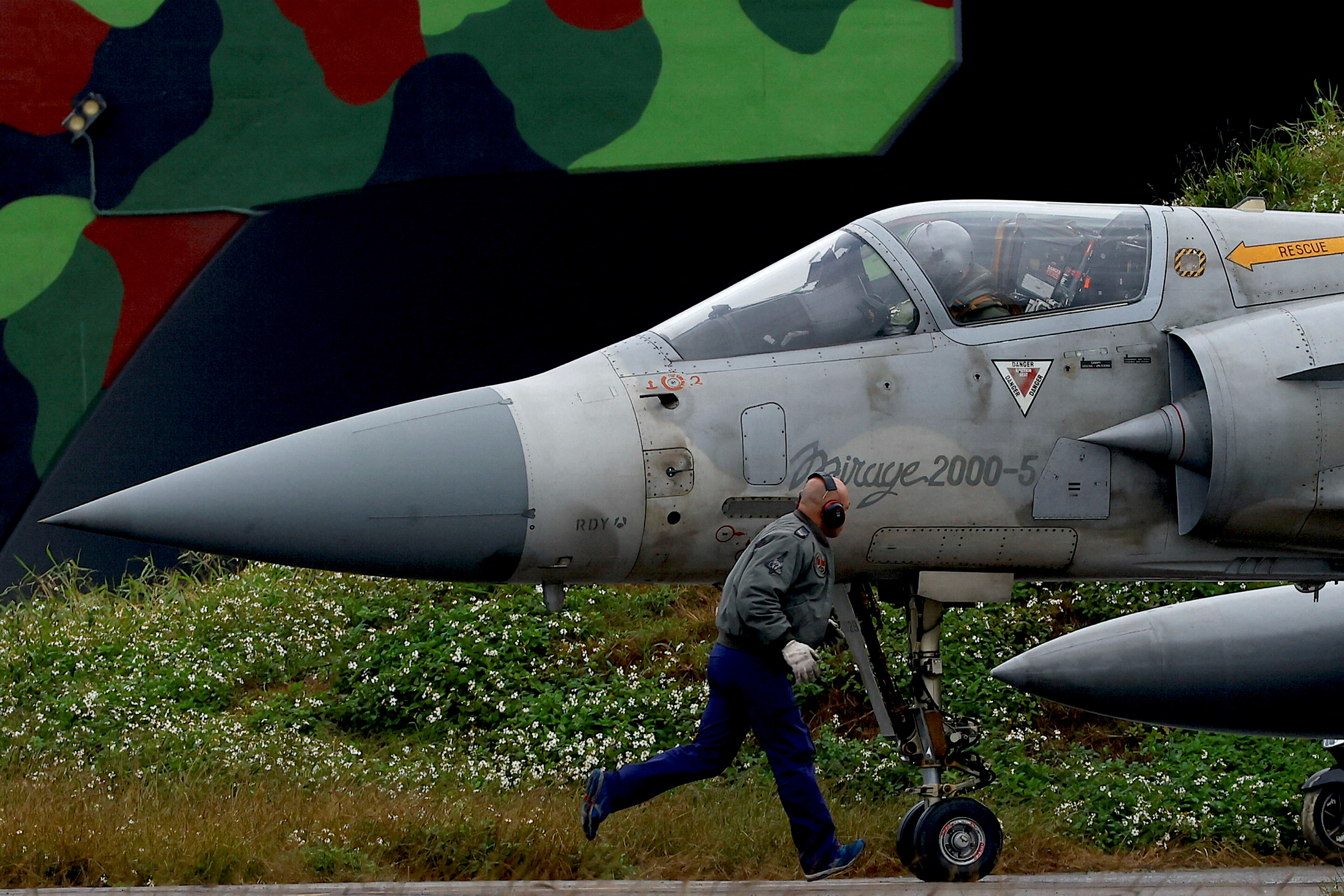 Taiwan's Air Force's Mirage 2000-5 aircraft is seen at Hsinchu Air Base, in Hsinchu, Taiwan, January 11, 2023. REUTERS/Ann Wang