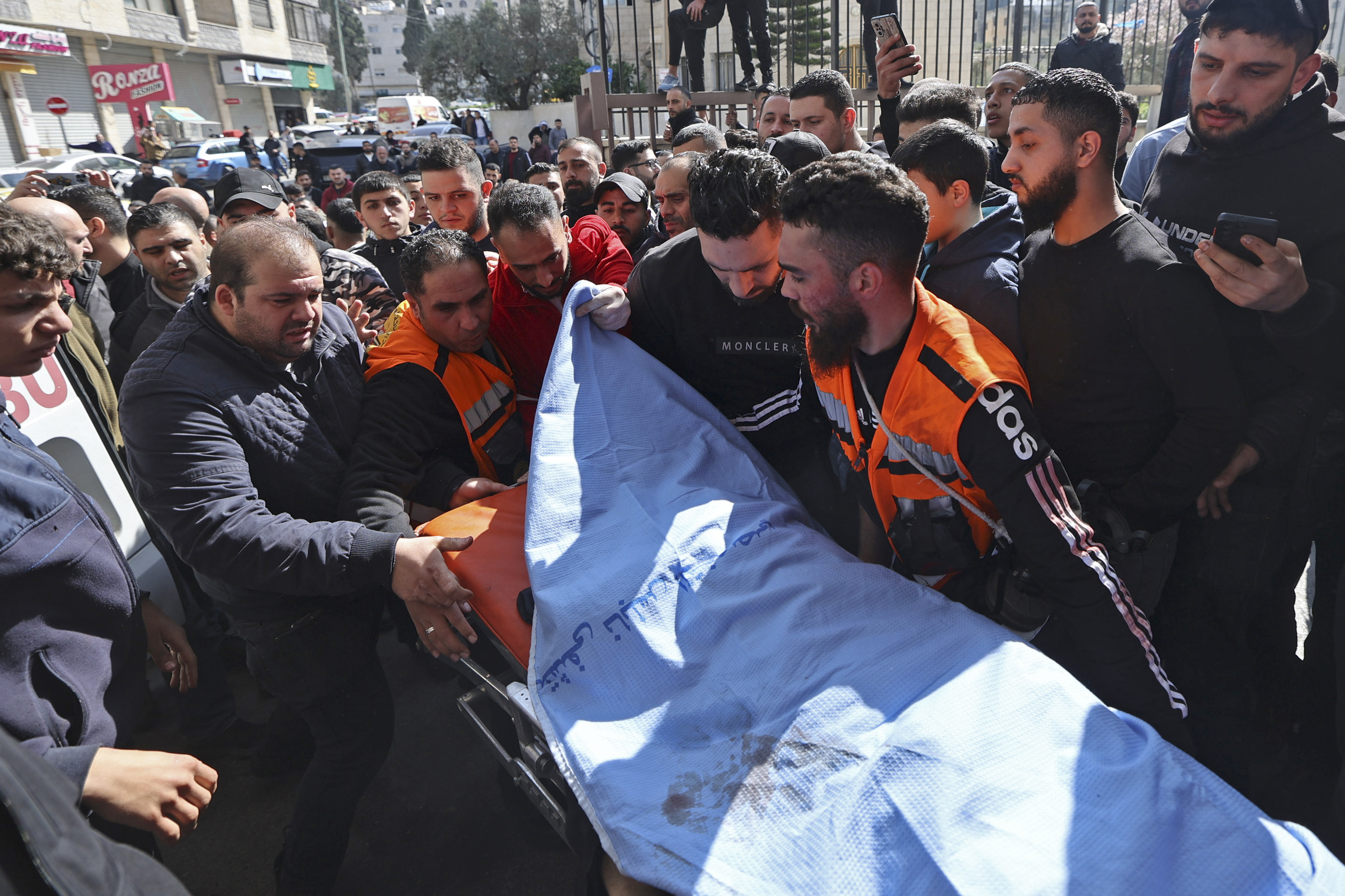 Israeli raid in Nablus