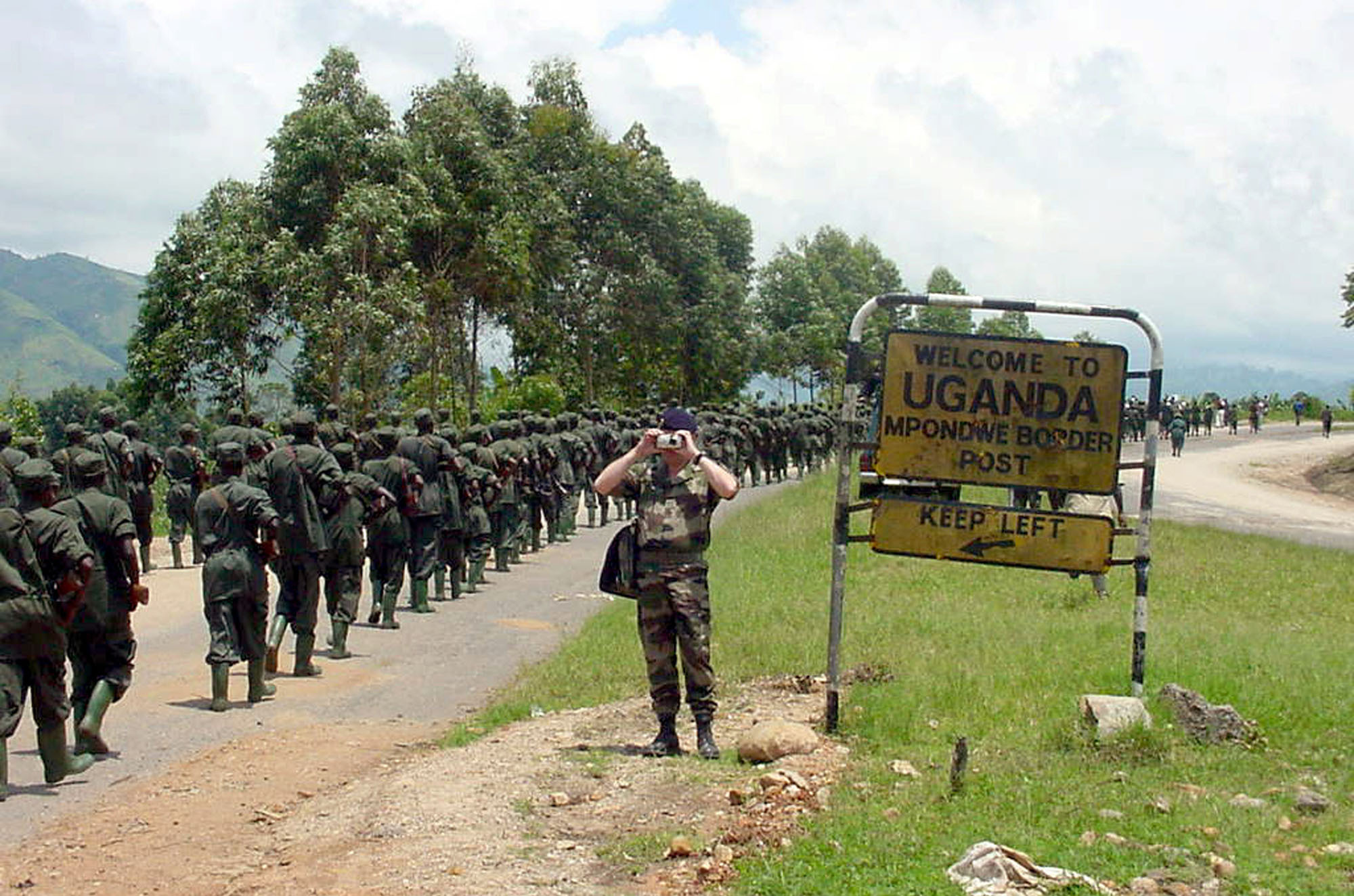 Ugandan soldiers at the Mpondwe border.