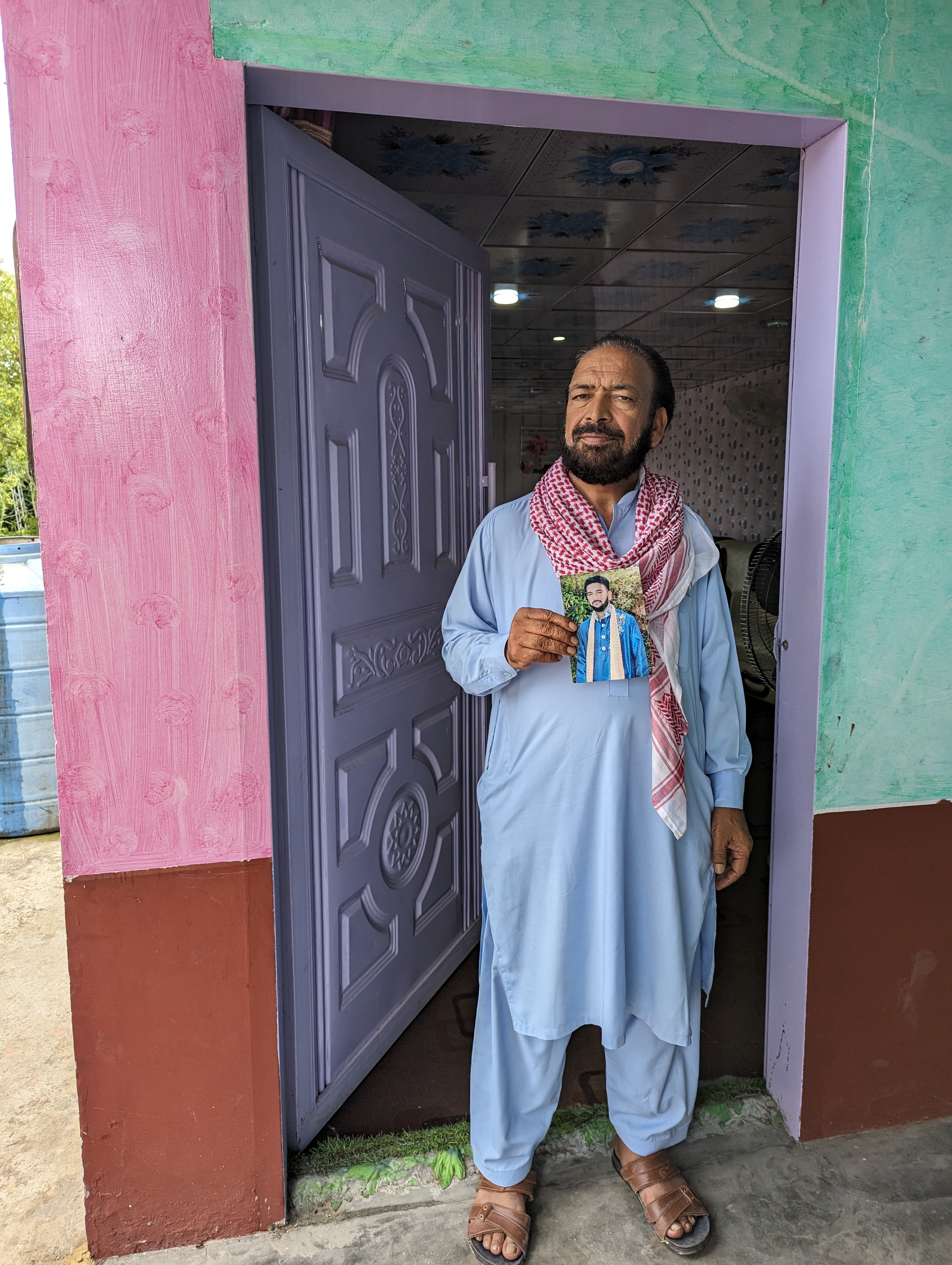 Interactive_Sajid_father_vertical