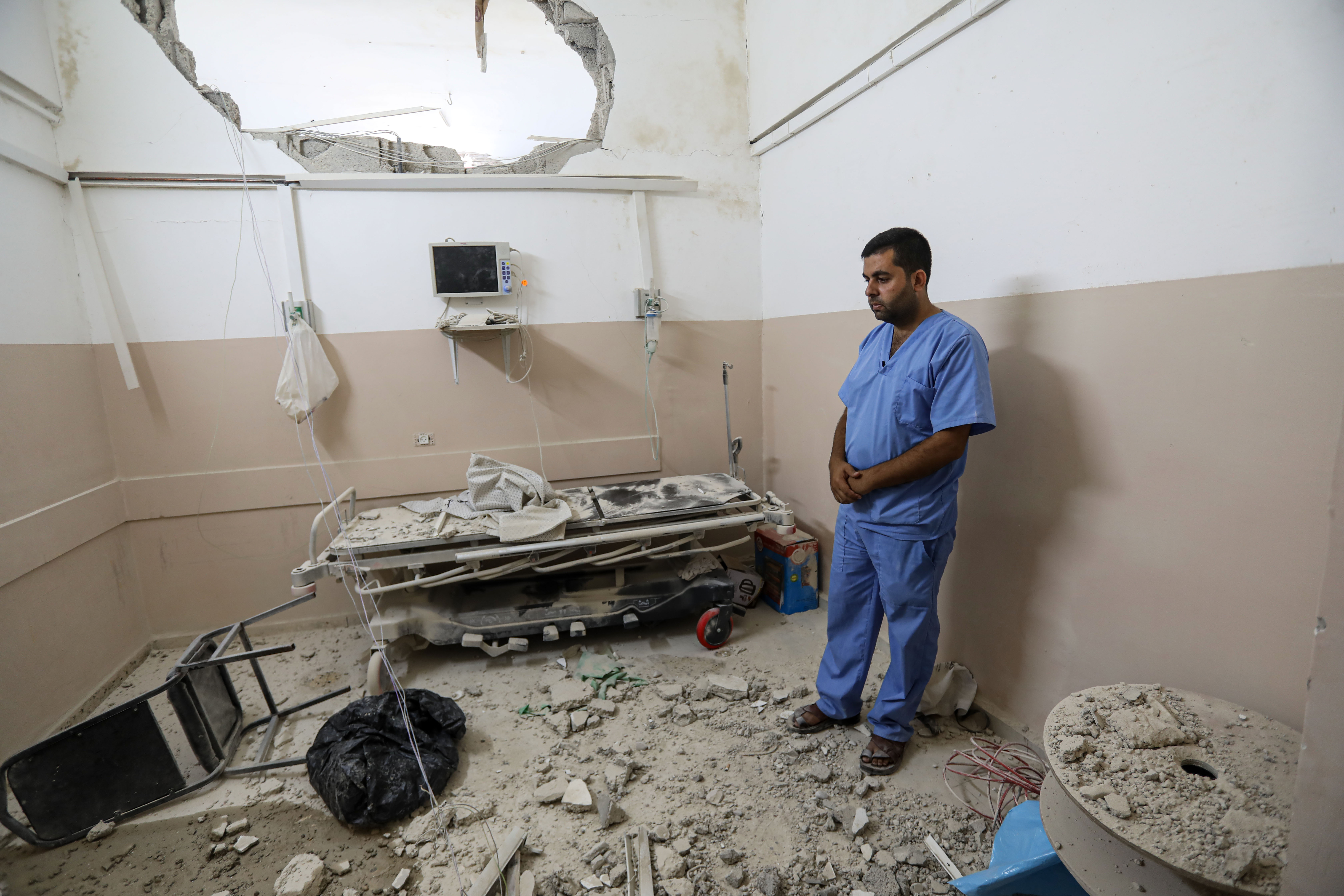 Israeli targeting of the Nassr Medical complex in Gaza city