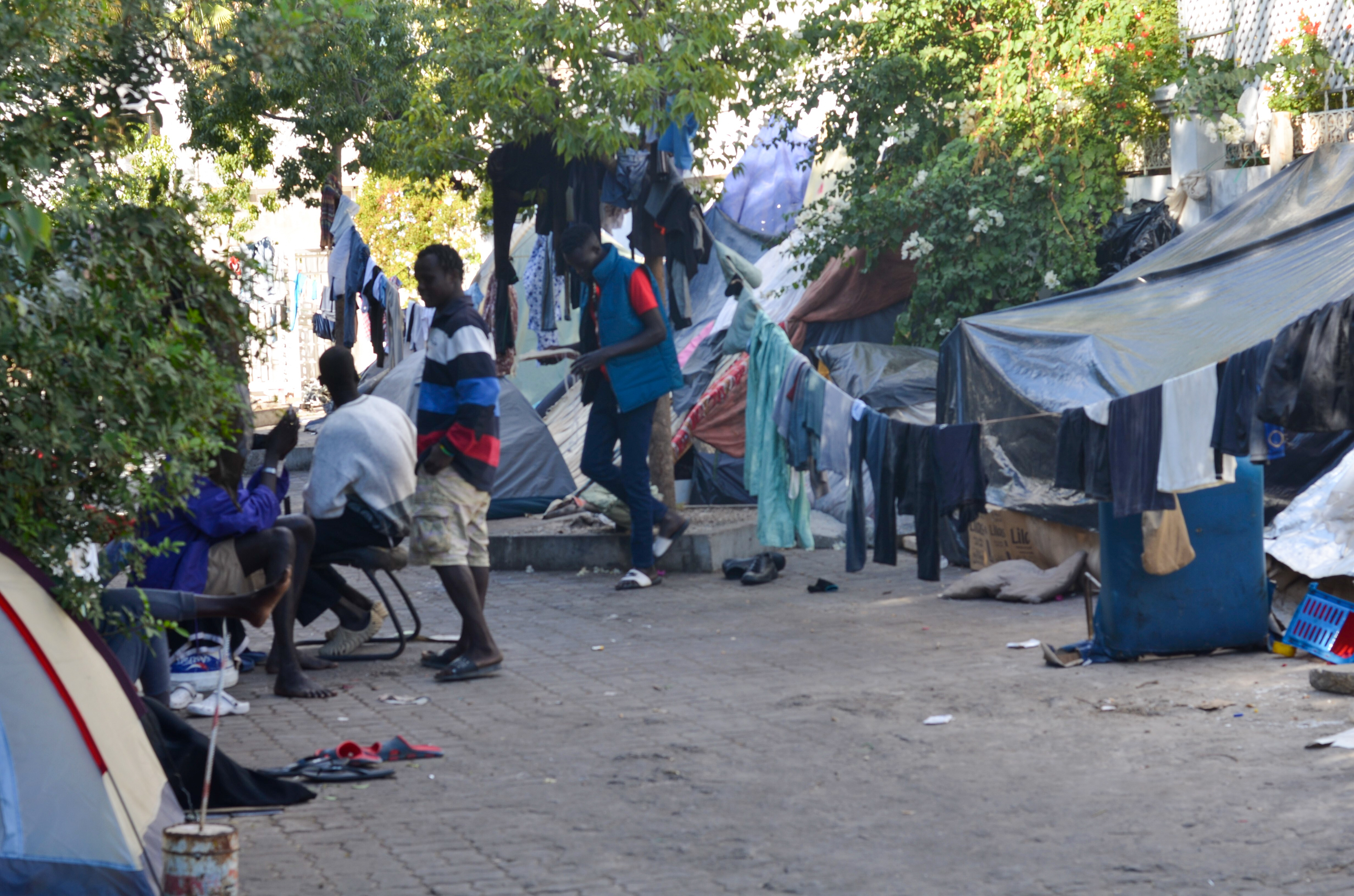 Sudanese refugees in the Tunisian winter