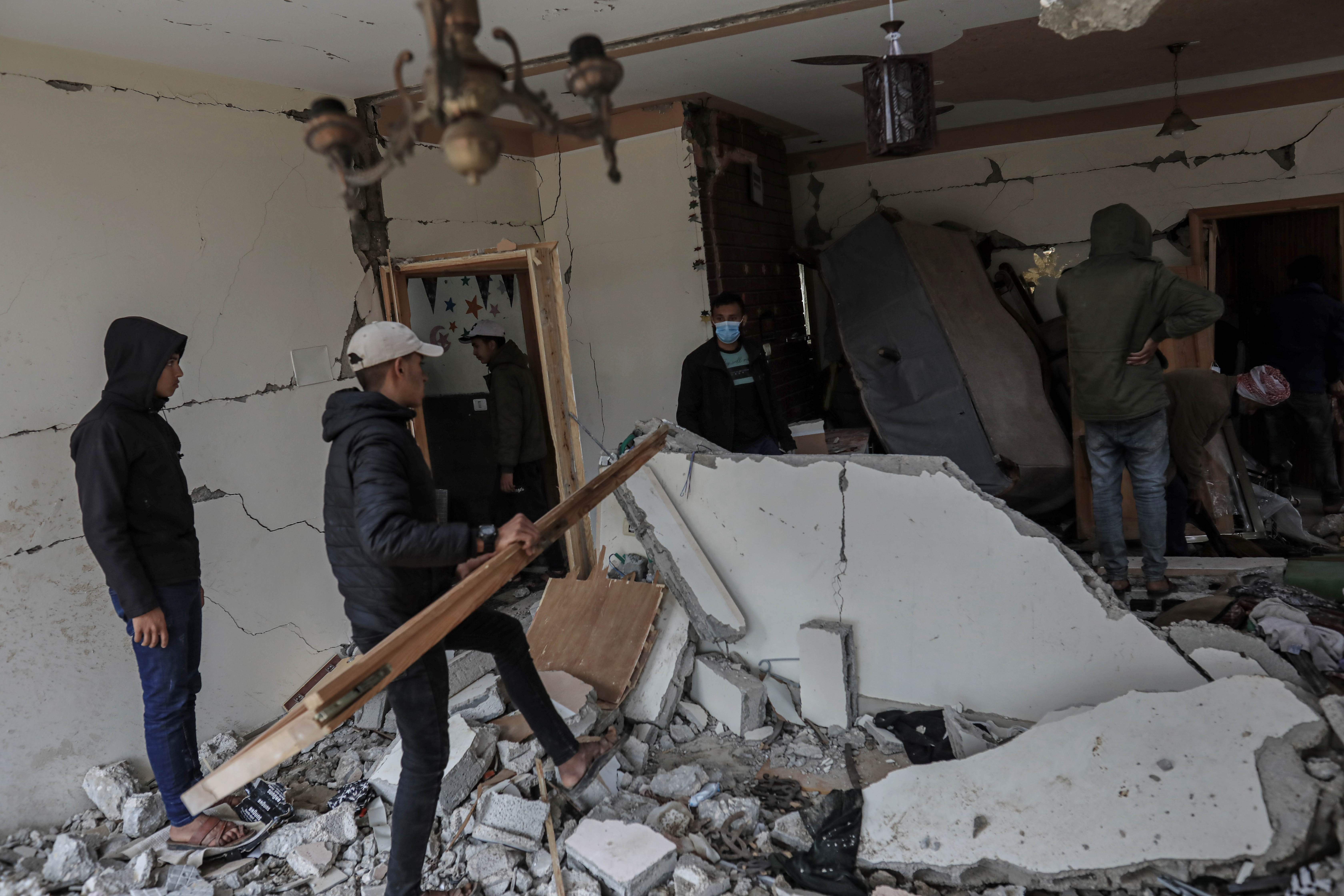 Air strikes in Deir el Balah