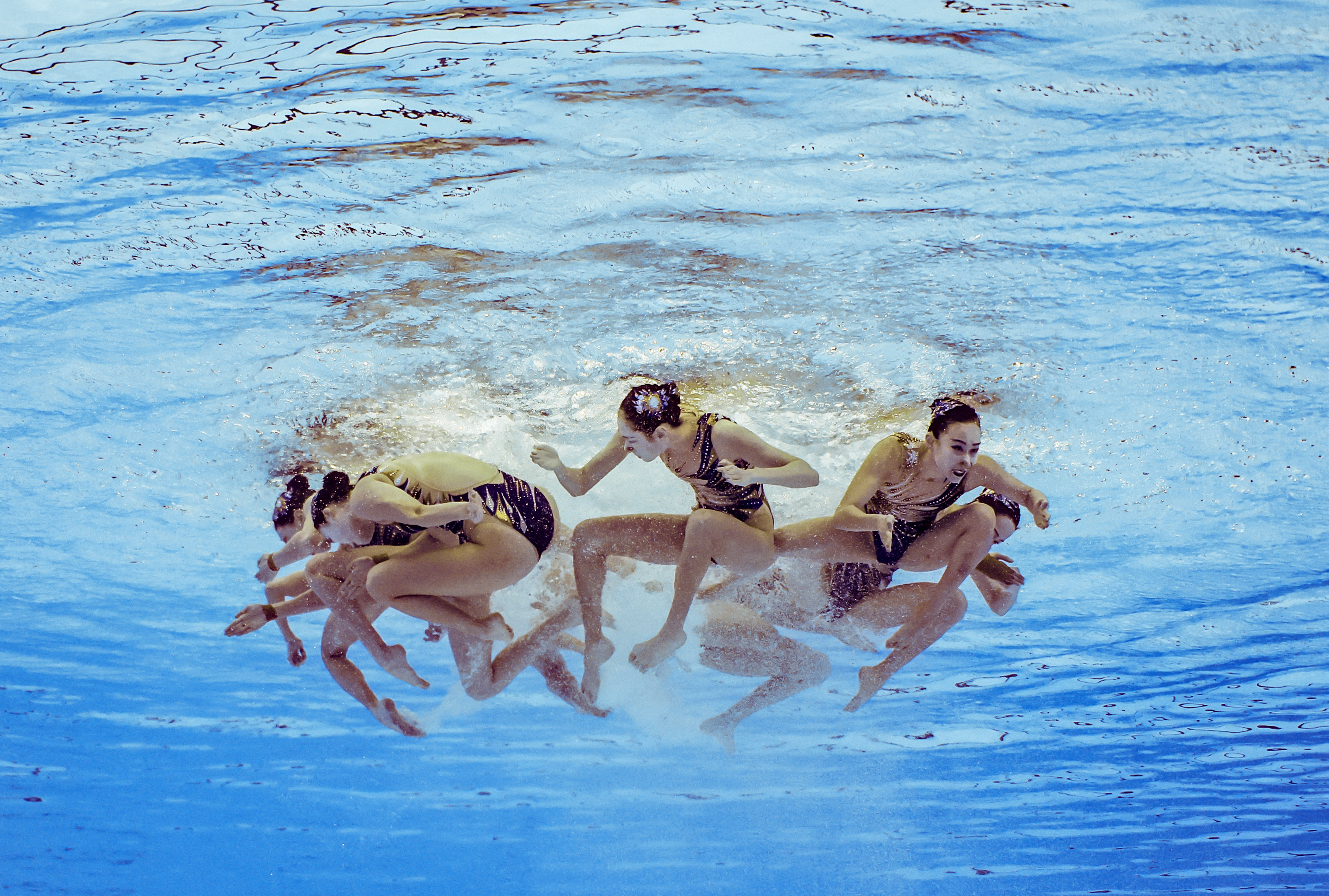 Team China in action during the team acrobatic final