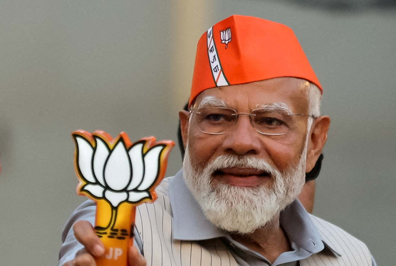 FILE PHOTO: India's Prime Minister Narendra Modi greets supporters during his roadshow, ahead of the general elections, in Ghaziabad, India, April 6, 2024. REUTERS/Anushree Fadnavis/File Photo (Reuters)