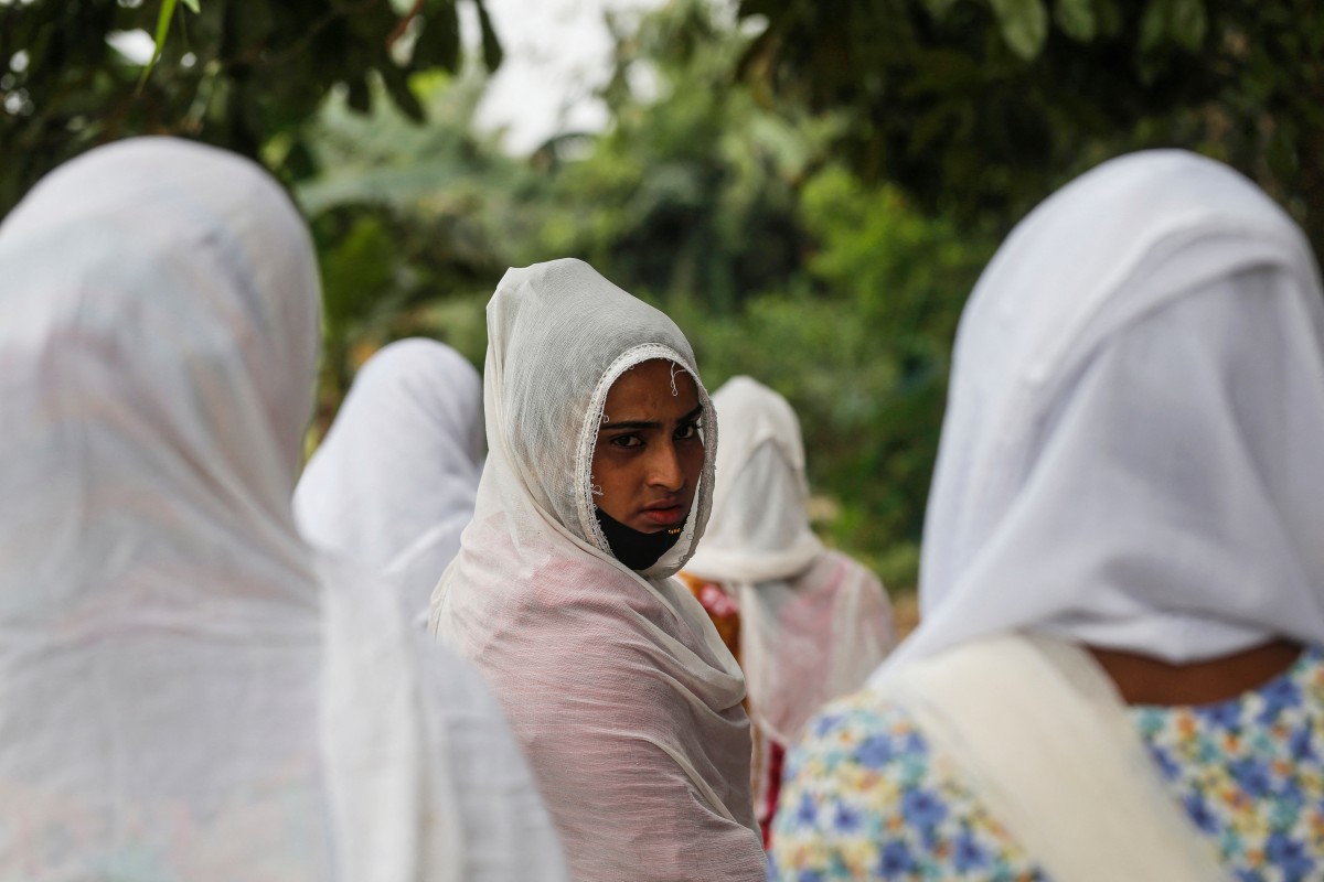 Bangladesh opens mosque for transgender hijra community