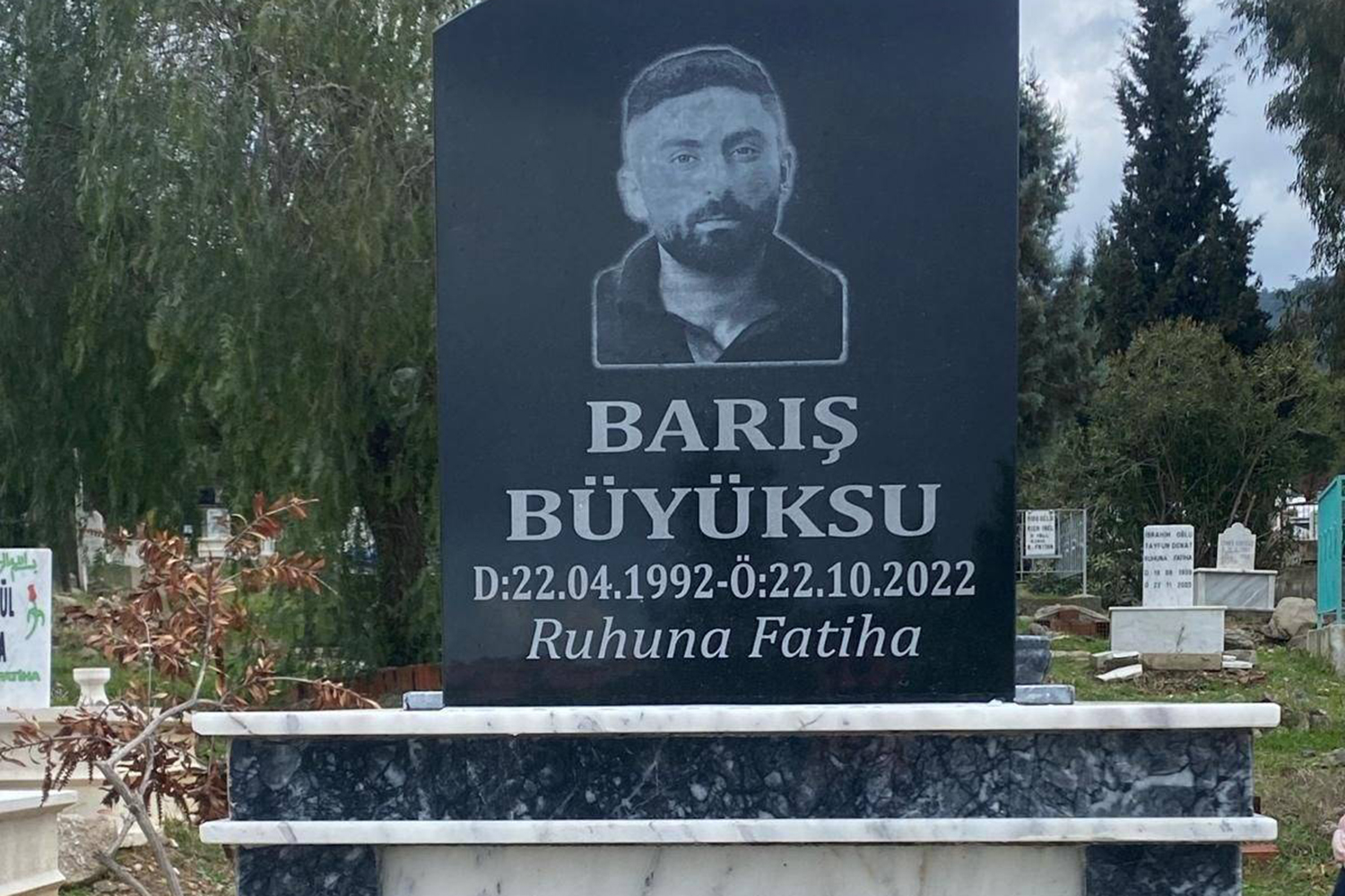 Buyuksu's makeshift grave