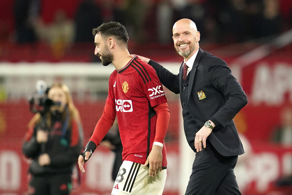 Bruno Fernandes and Erik ten Hag