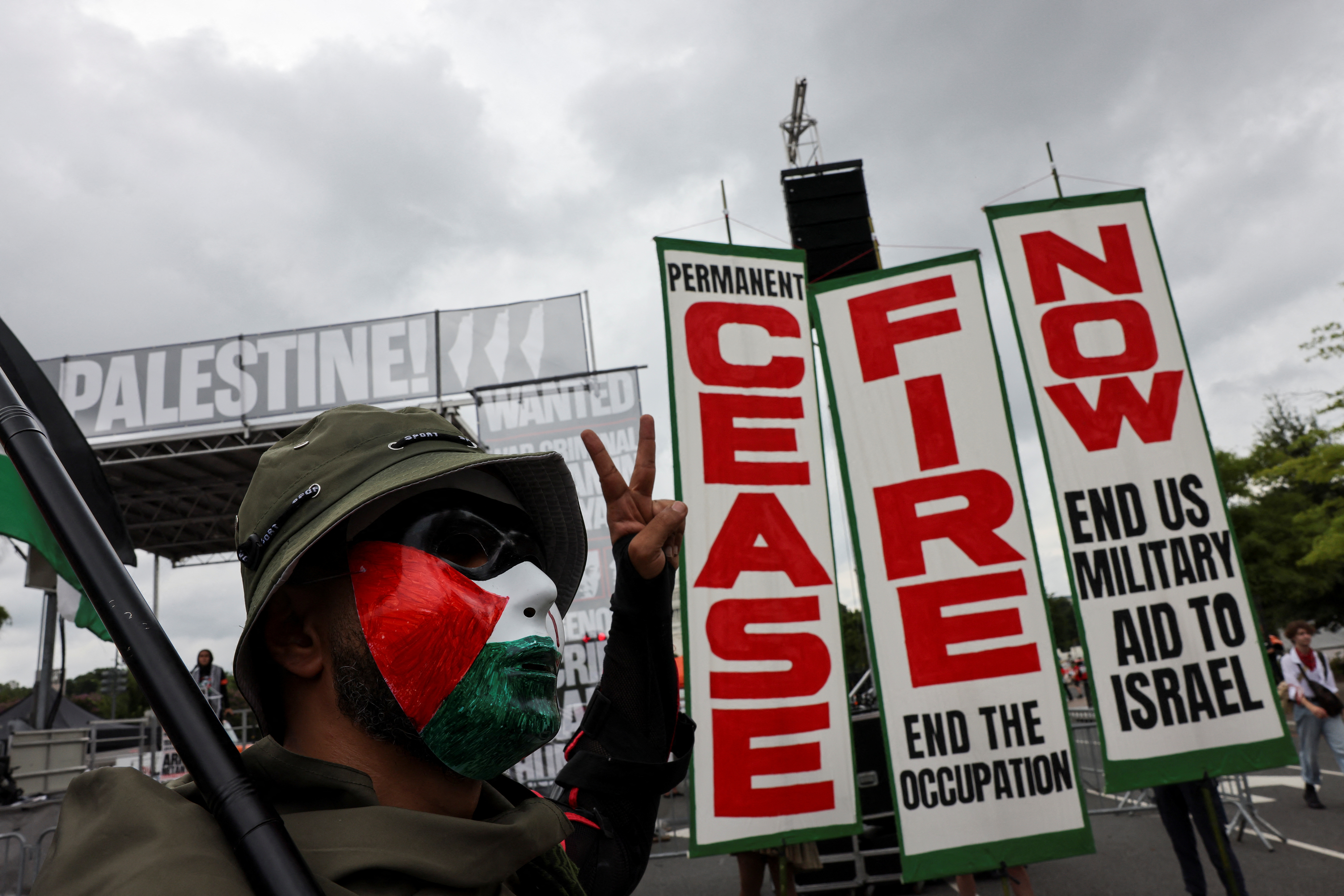 Protesters gather for Israeli PM Netanyahu's address to Congress in Washington
