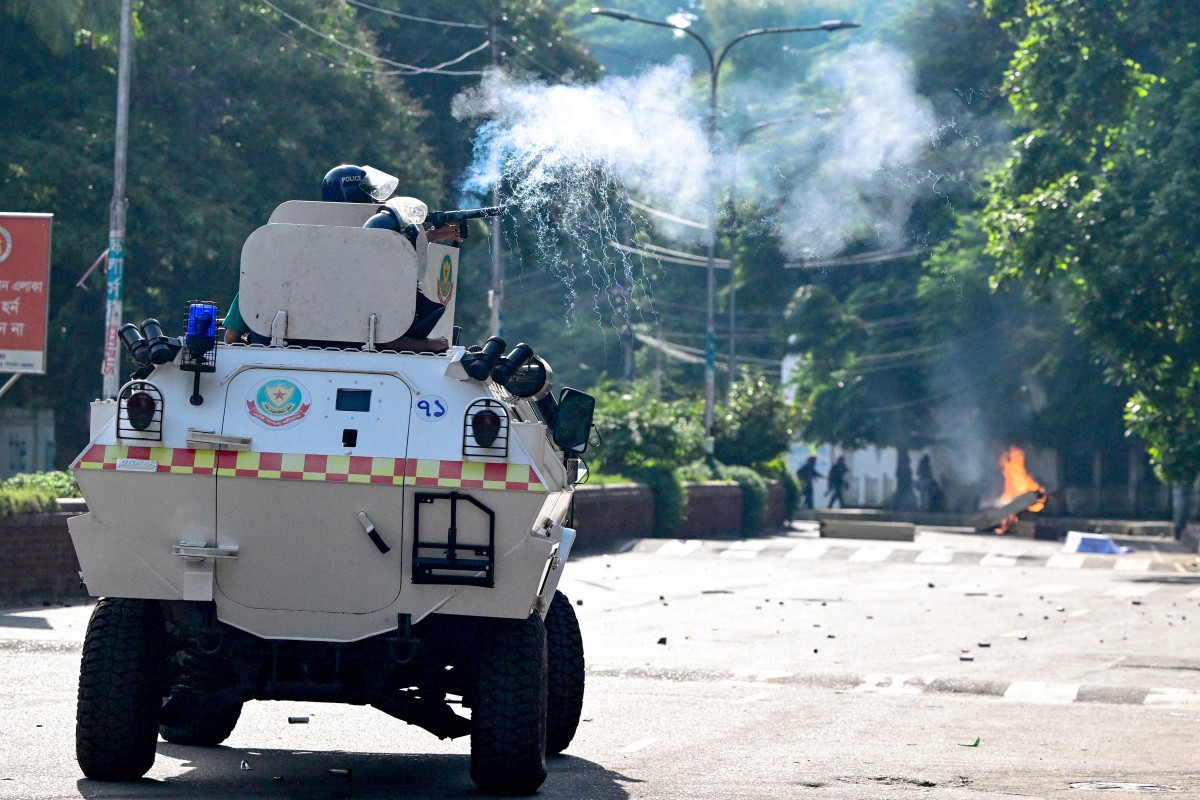 Bangladesh quota protesters call for nationwide shutdown