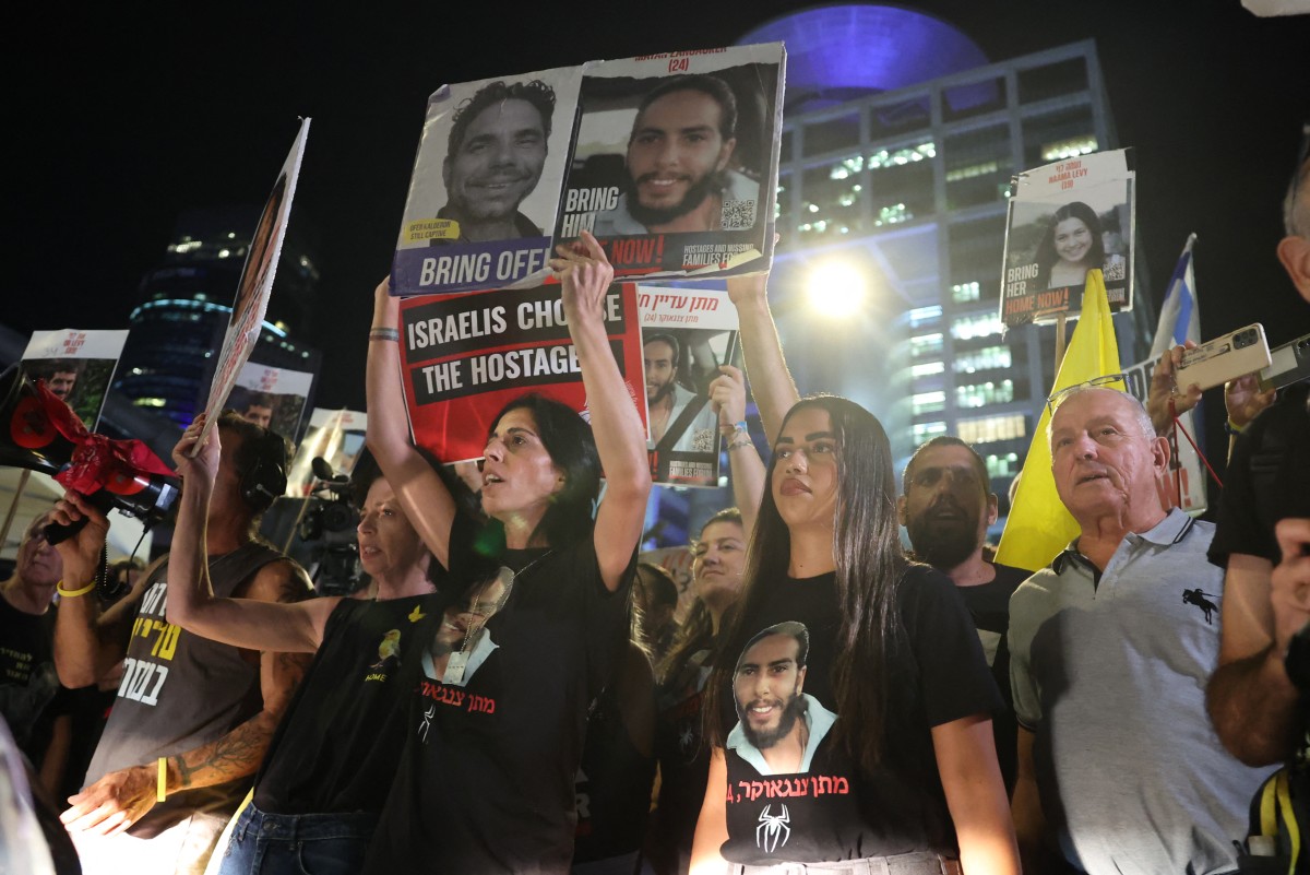 Israelis rally in Tel Aviv to demand Gaza ceasefire deal