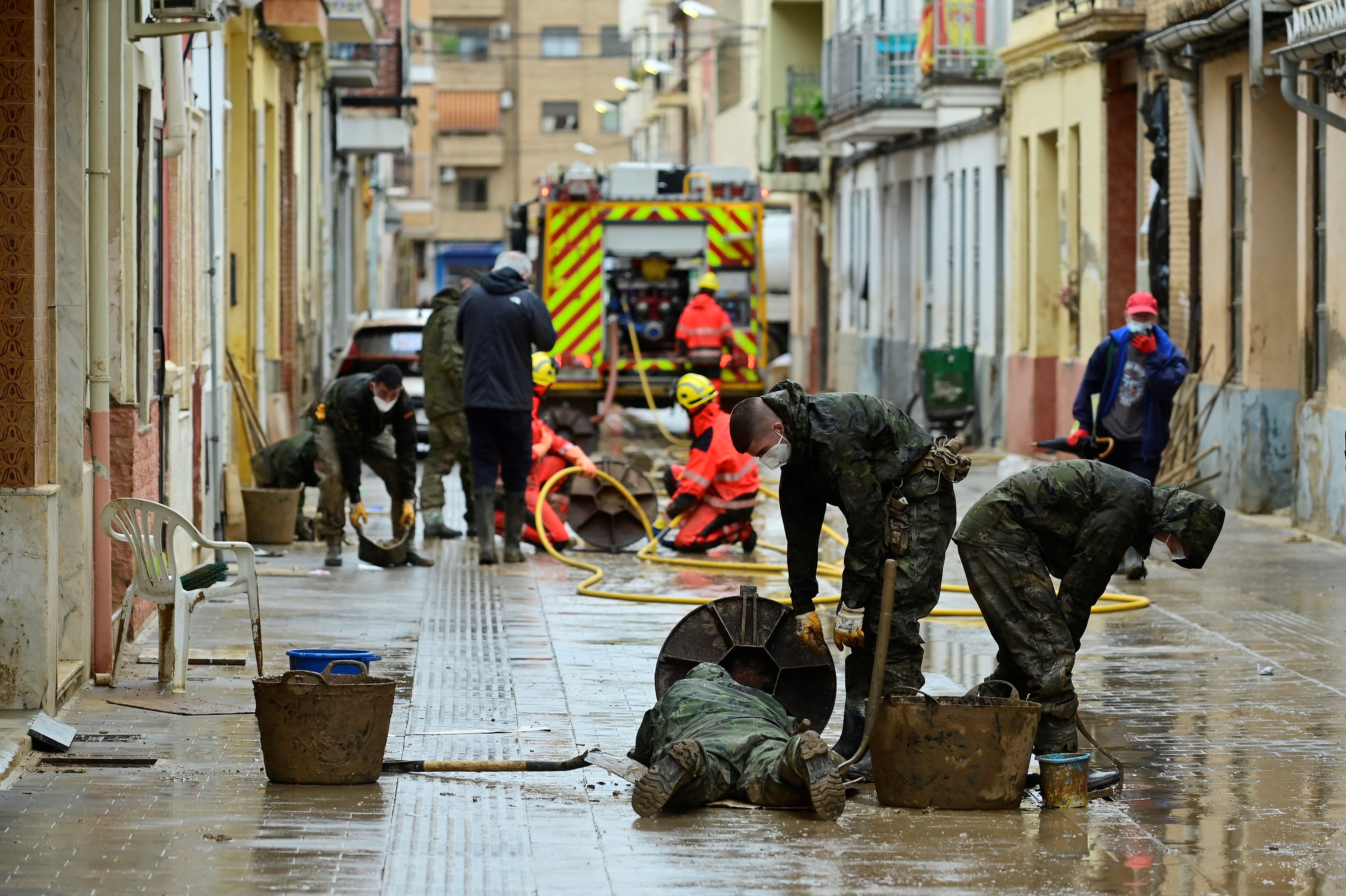 Heavy rains lash Spain after deadly floods