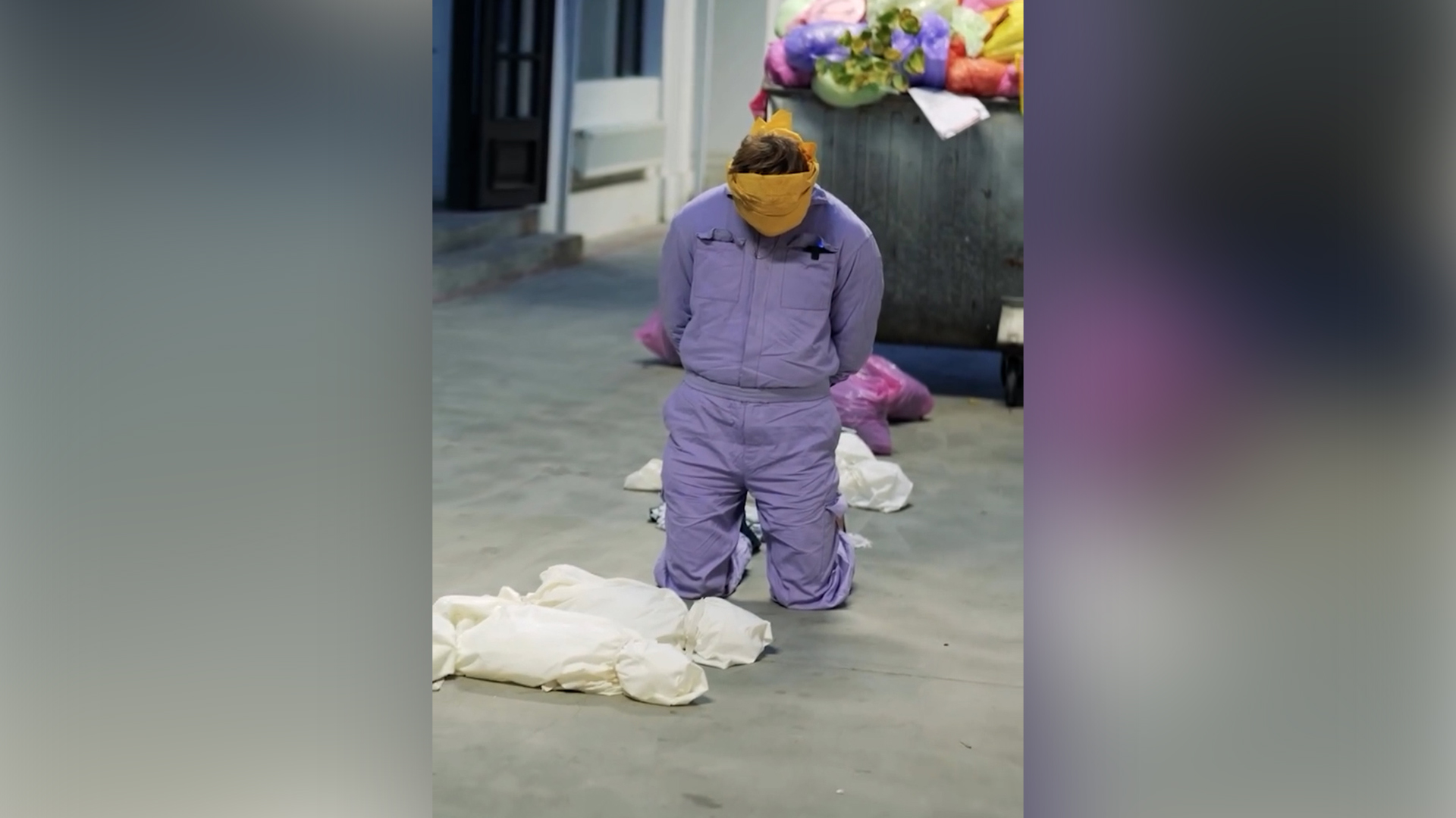 A screengrab from a video by Adam Black (Instagram: teawithalmondmilk) showing Polish artist Igor Dobrowolski.