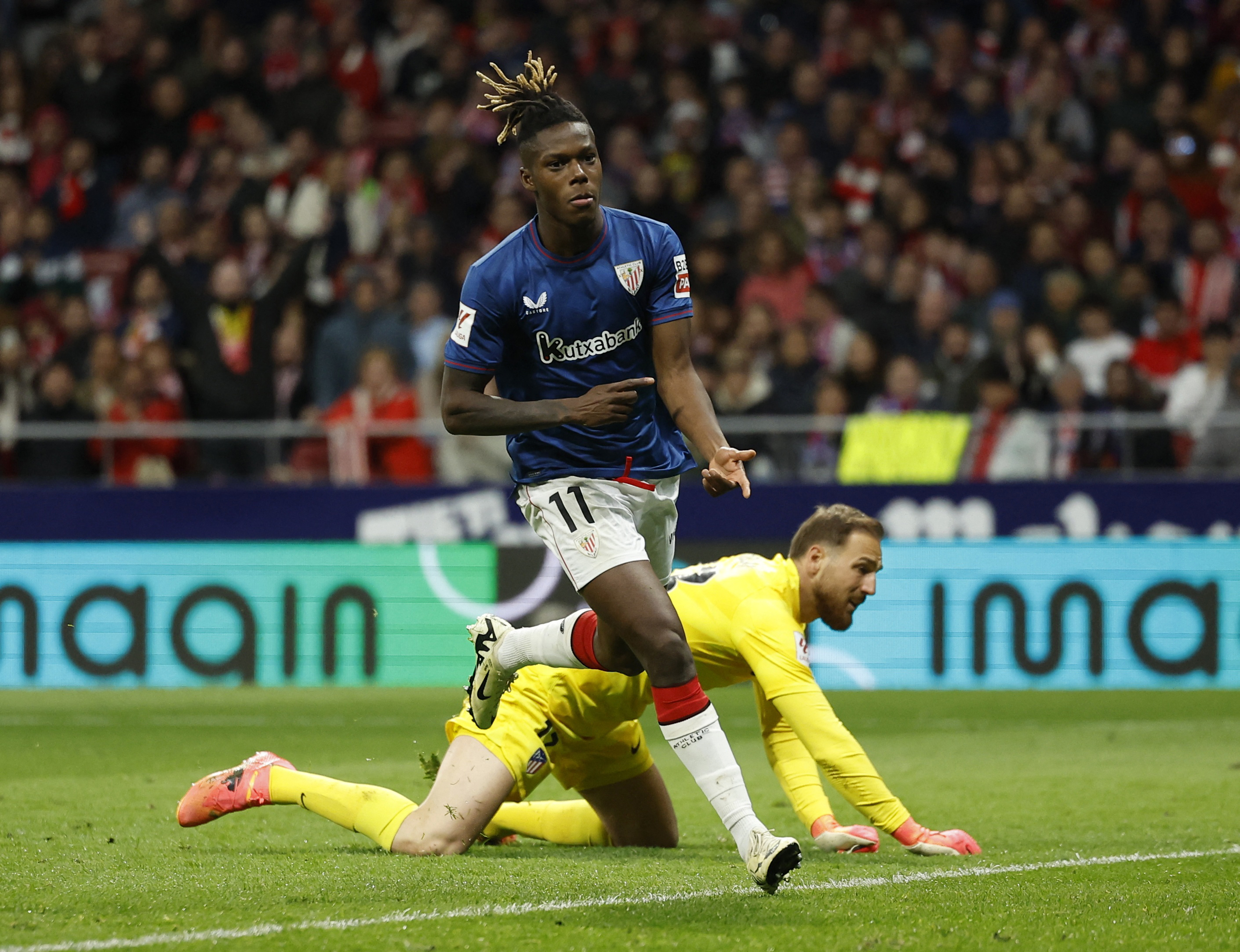 Nico Williams in action.