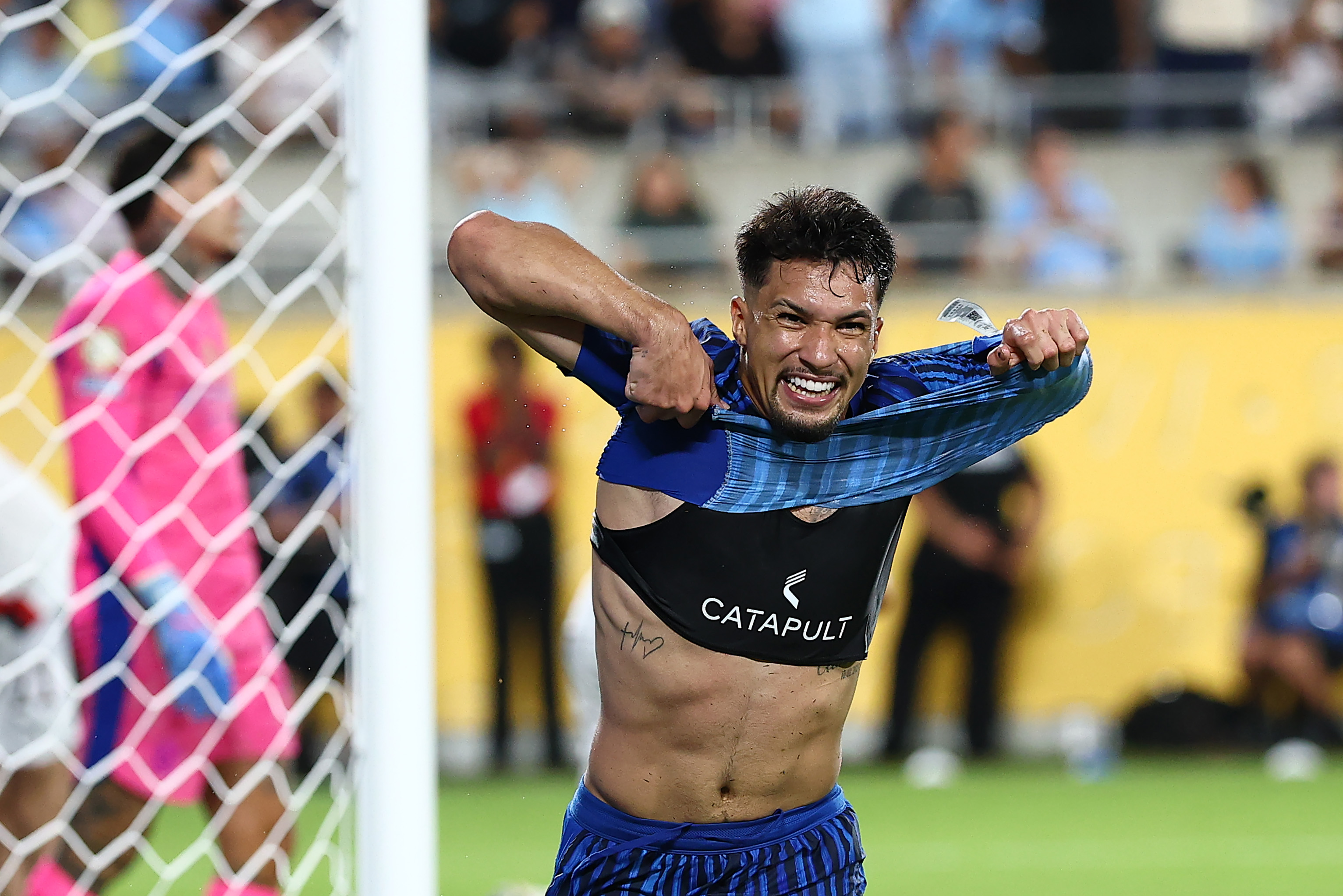 Marcos Leonardo celebrates.