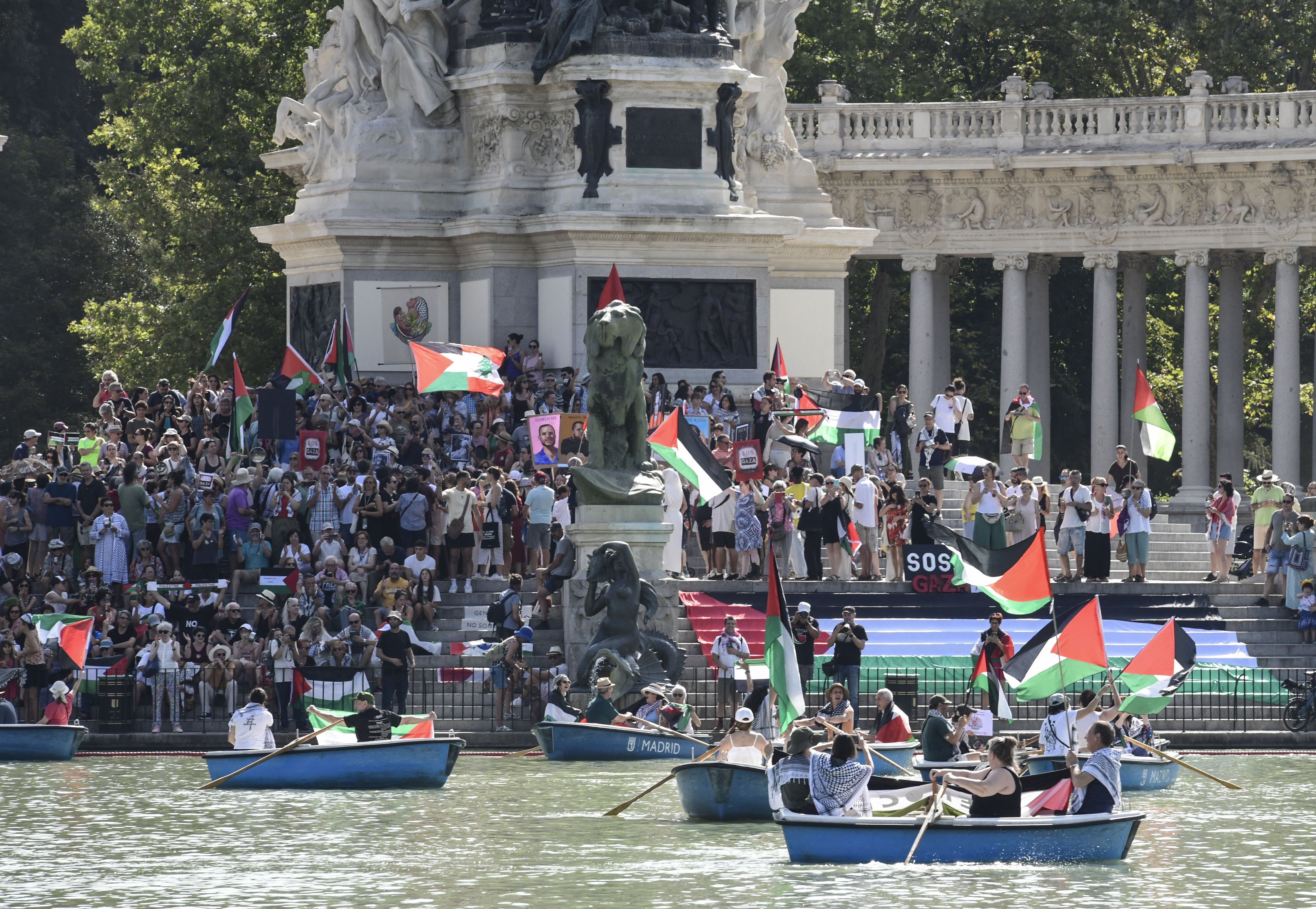 Global rallies demand end to Israel's war on Gaza and unrestricted aid