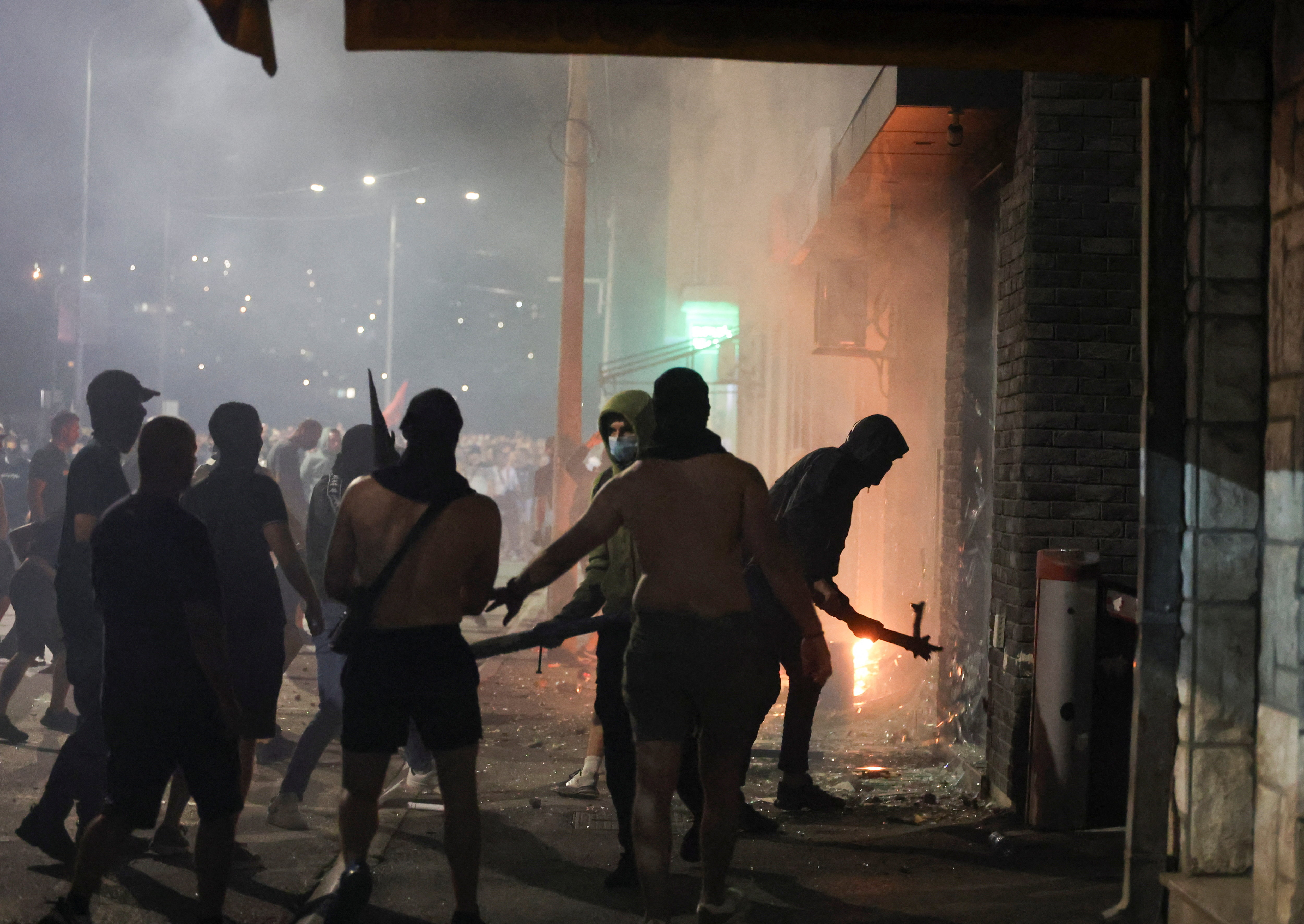 Clashes erupt in several Serbian cities in fifth night of unrest