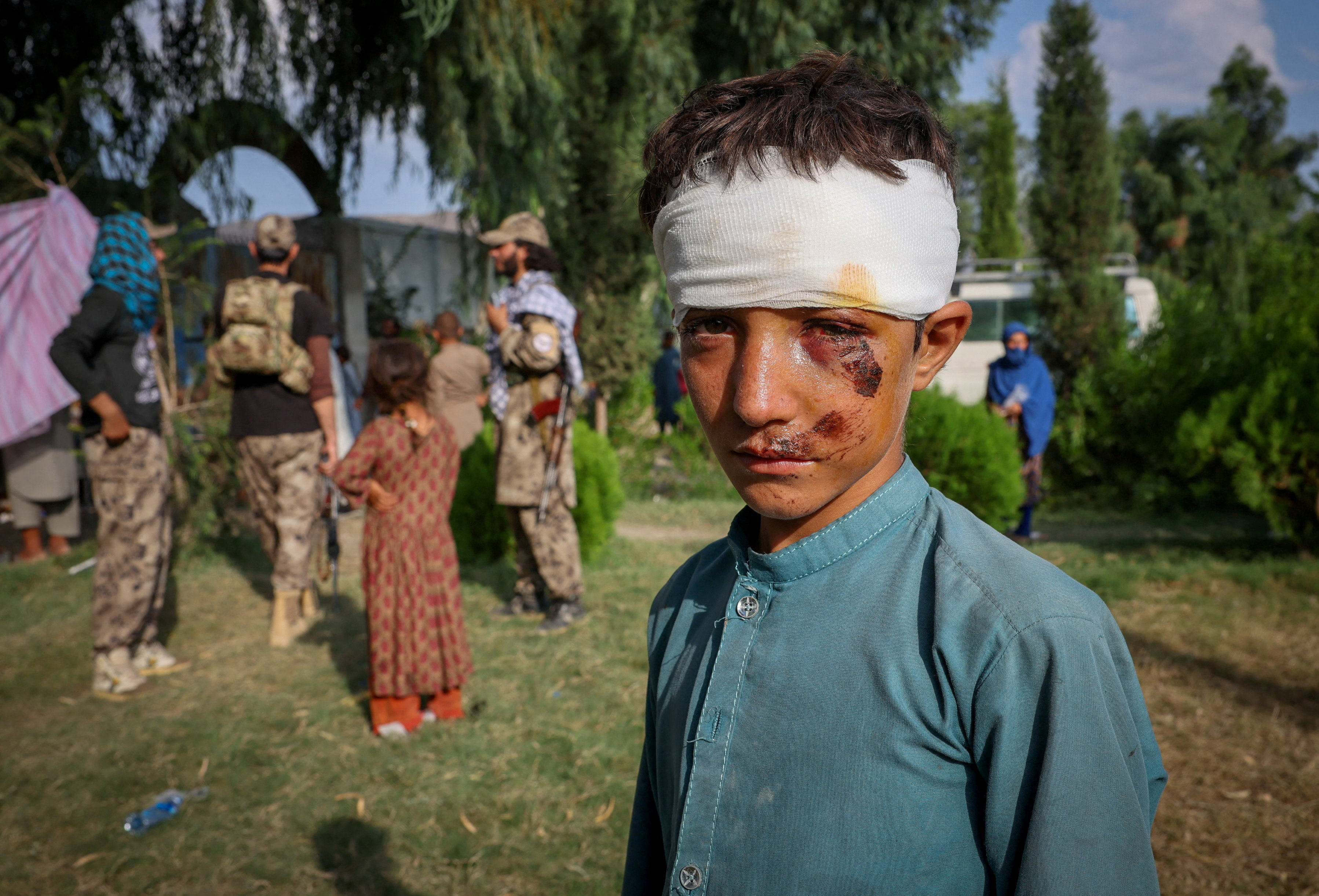 Afghanistan earthquake rescue teams battle to reach remote survivors