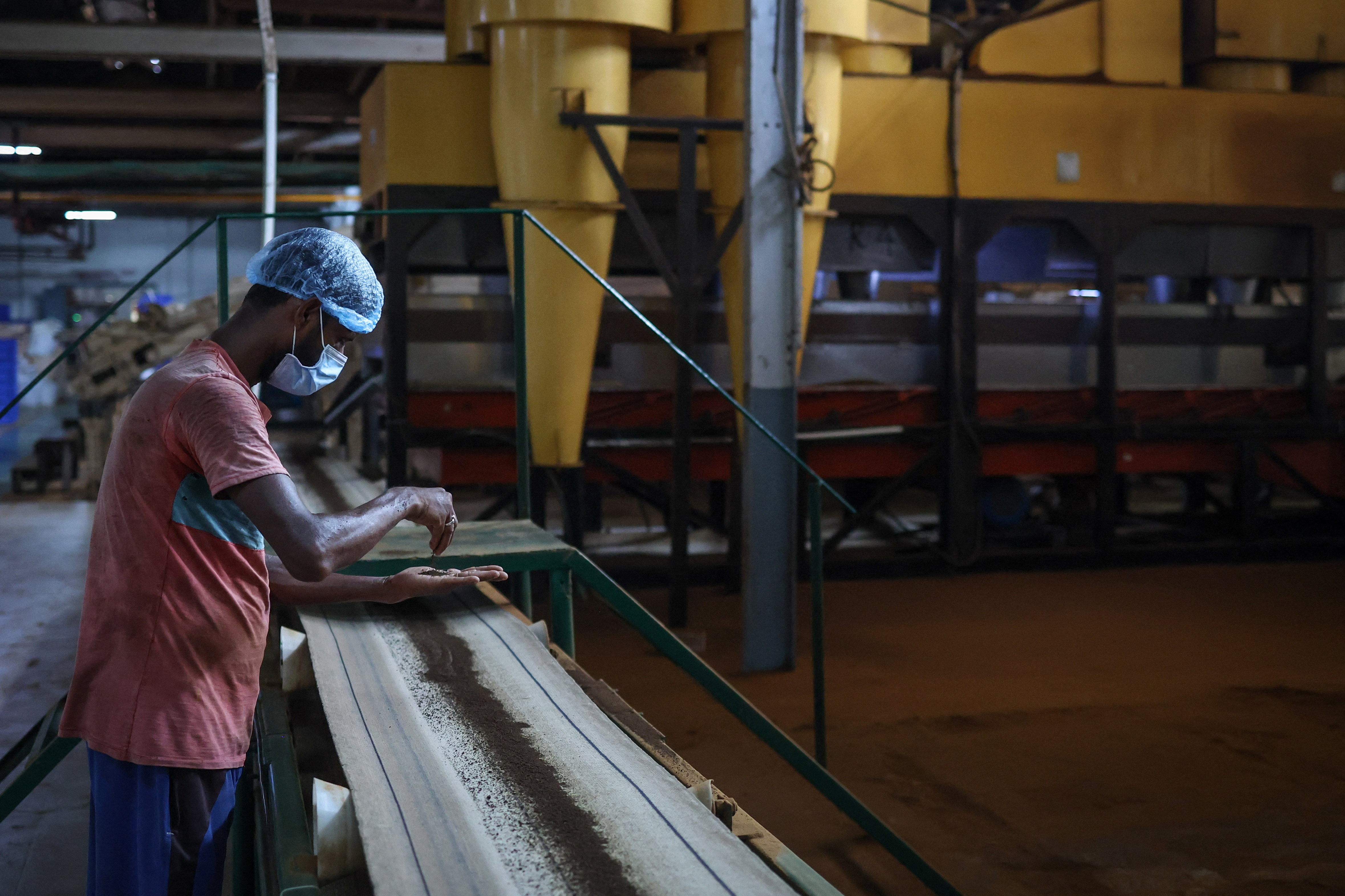 Drier weather threatens India's tea exports, global supply