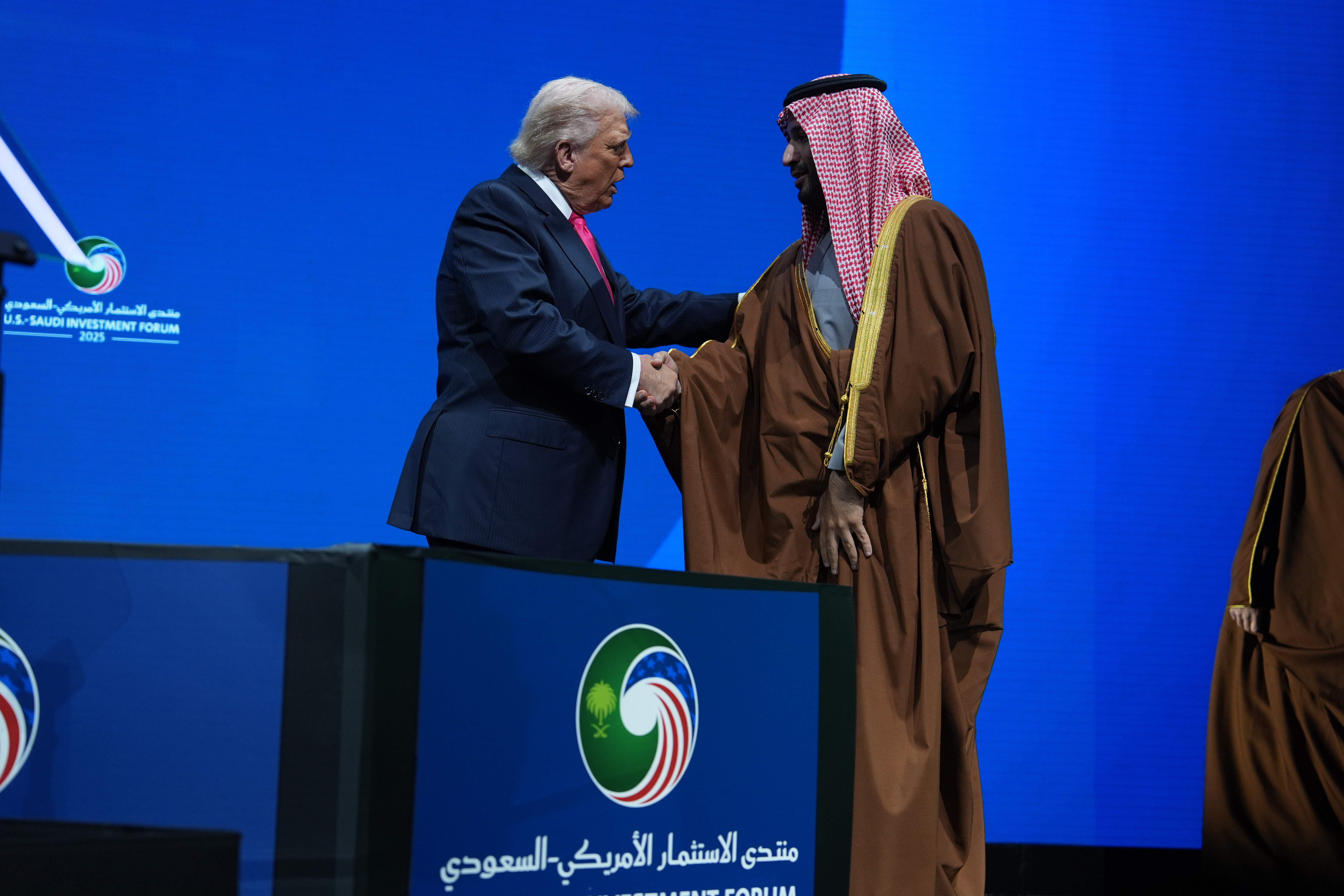 Trump shakes hands with Mohammed bin Salman