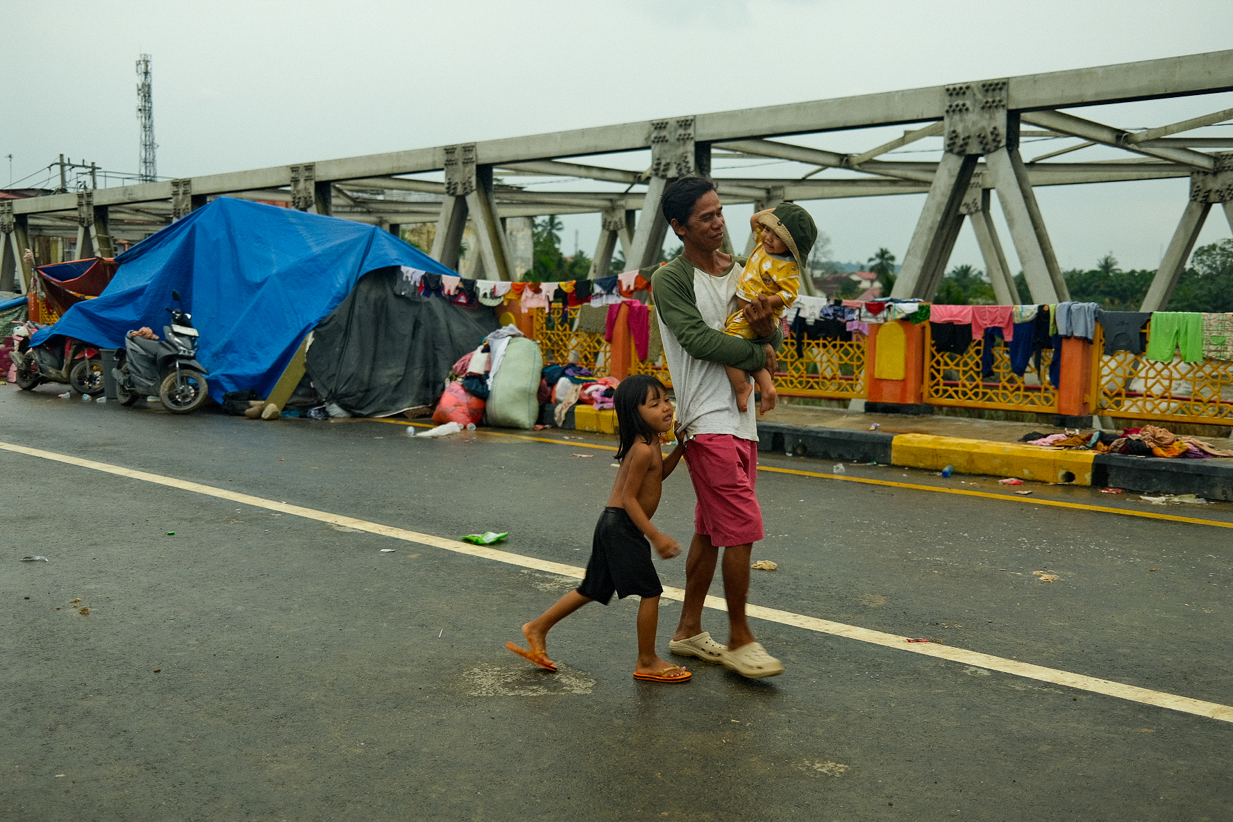 Although there are hundreds of people seeking shelter in the same location, there is no toilet nearby. NGOs, including Save the Children Indonesia, have noted the spread of illness among those seeking shelter, especially children.