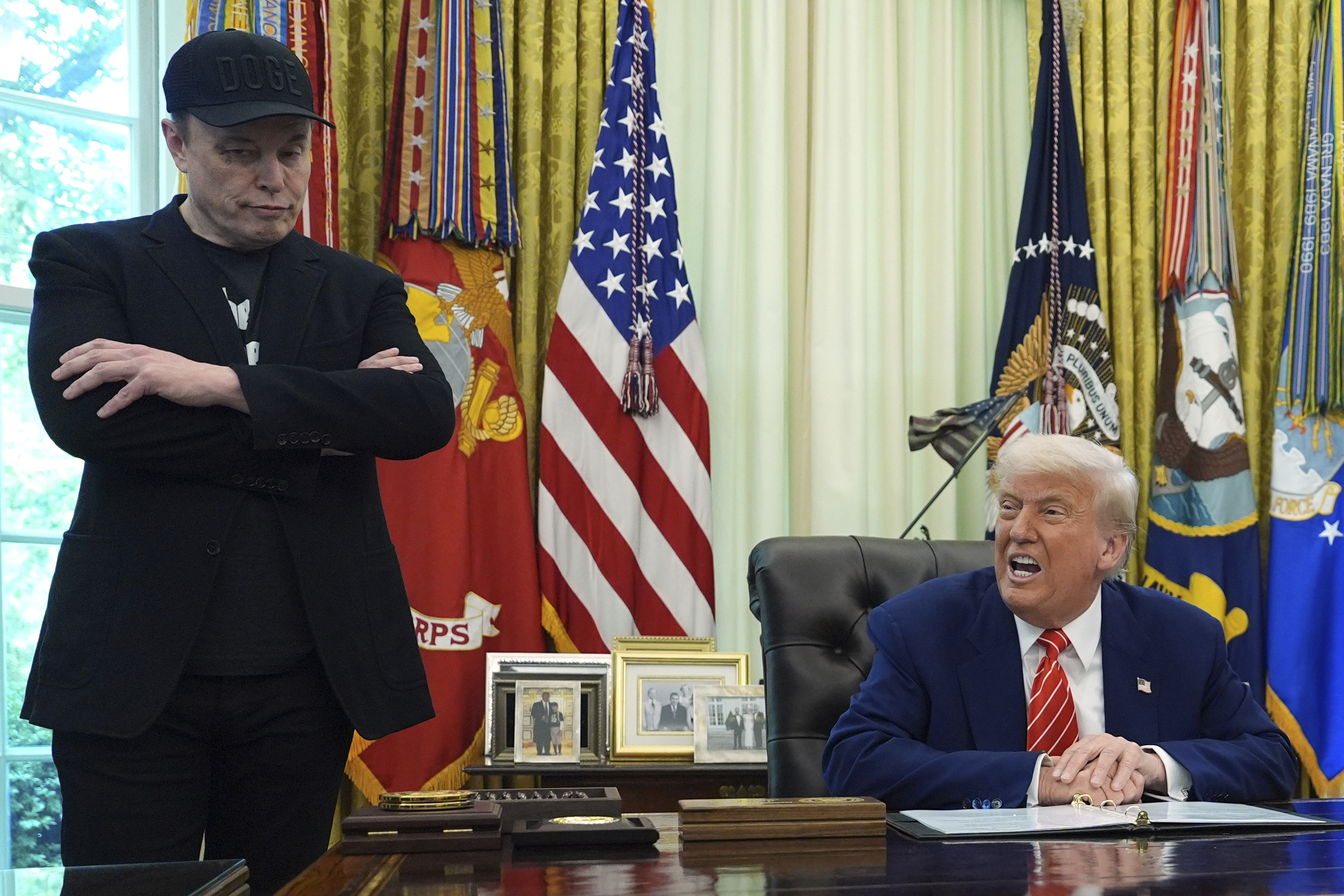 Elon Musk and Donald Trump in the Oval Office