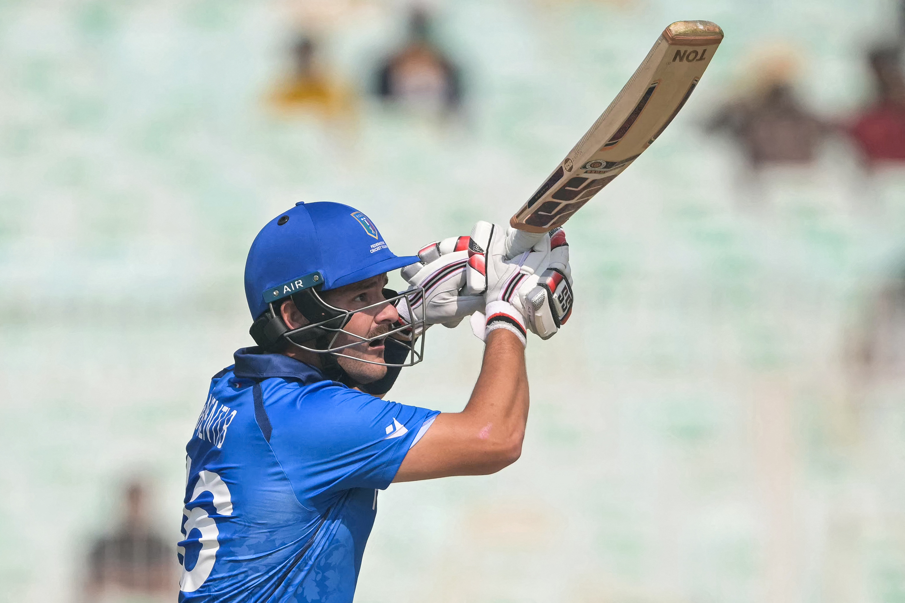 Italy's Ben Manenti in action.