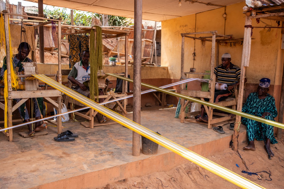 Nigerian artisans preserve handwoven fabric amid rising global demand