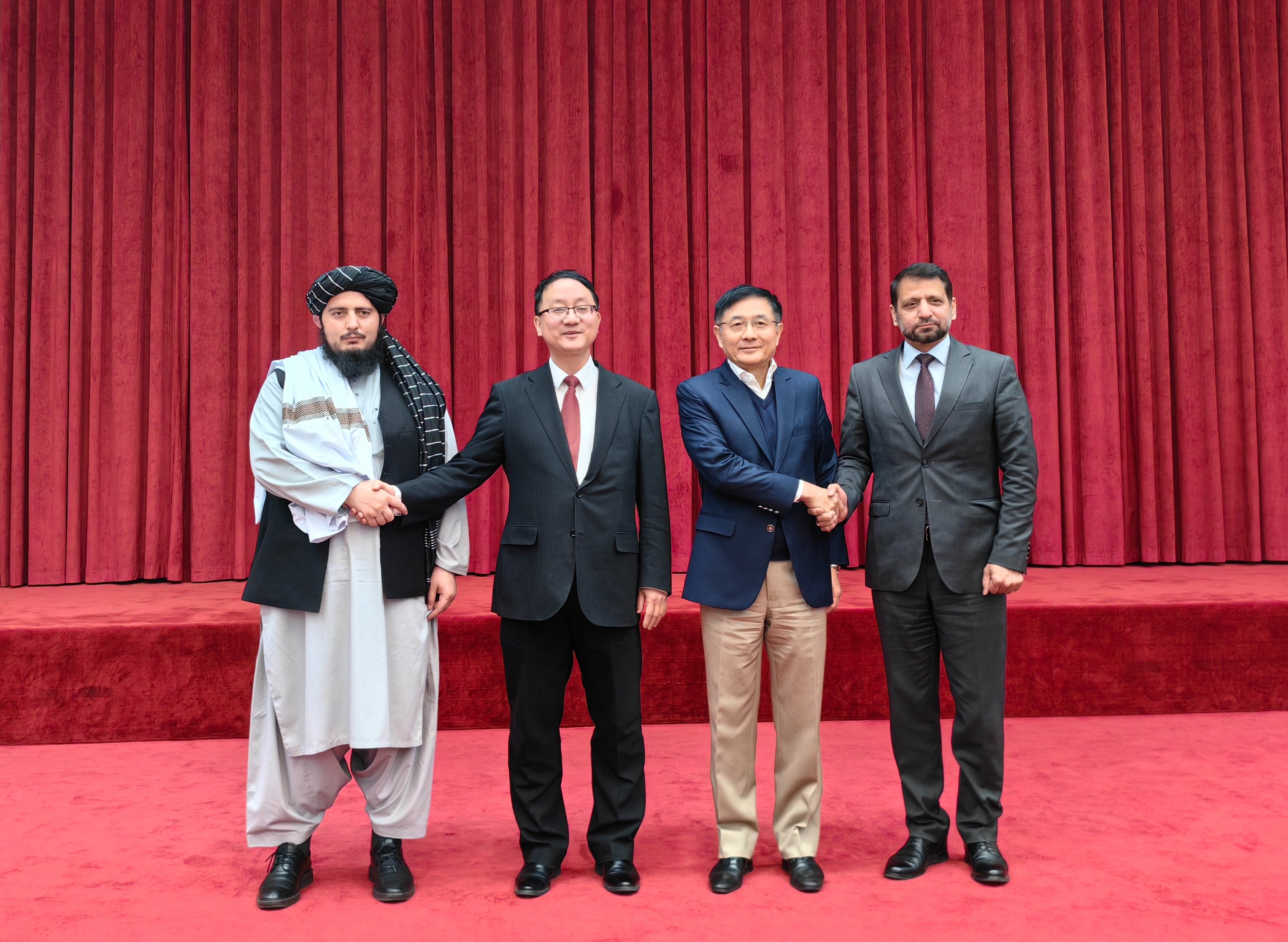 Representatives of China, Pakistan and Afghanistan held week-long informal talks in Urumqi, Xinjiang from April 1 to 7, 2026. The delegations of the three sides included representatives from authorities in charge of foreign affairs, defense and security. [Handout/Ministry of Foreign Affairs for People's Republic of China]