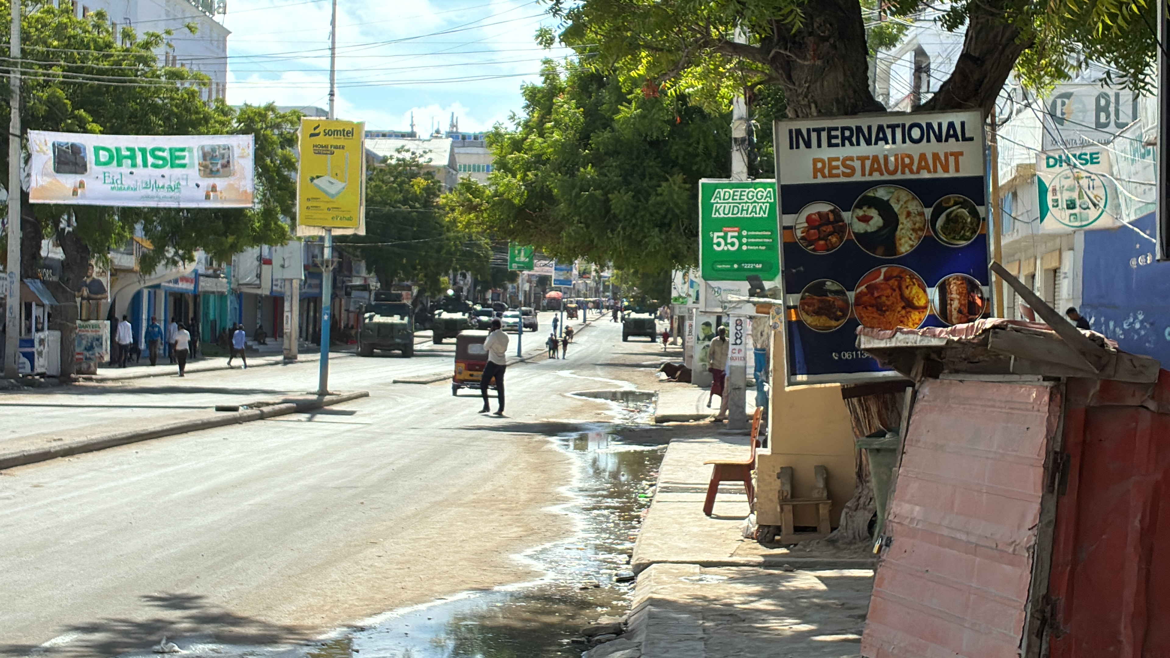 Maka Al-Mukarama Road, Mogadishu’s main thoroughfare, is usually a bustling commercial hub.