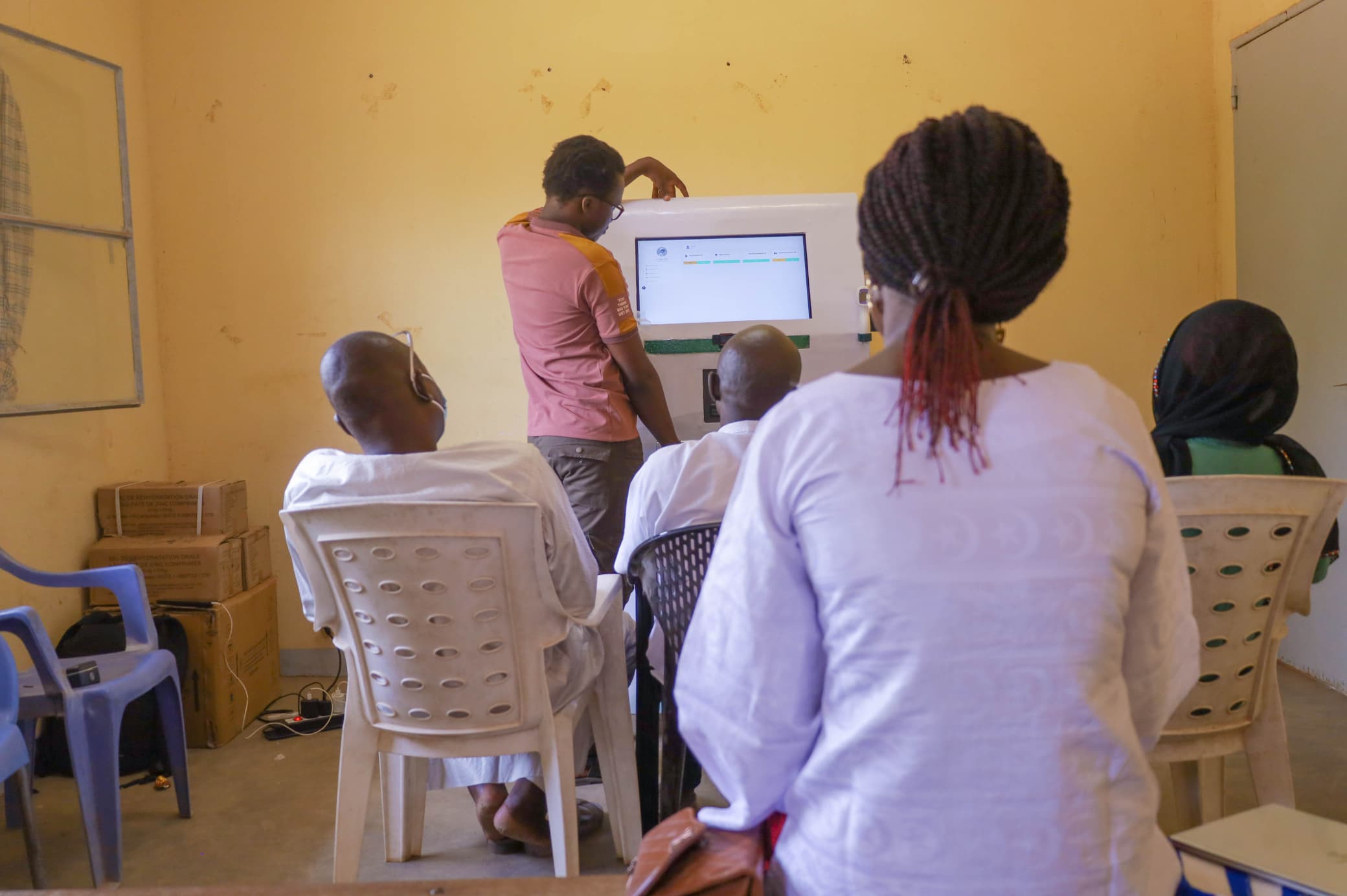 In Chad, solar-powered Telemedan kiosks are designed to overcome two rural healthcare challenges at once: unreliable electricity and the long distances patients often travel to see a doctor.