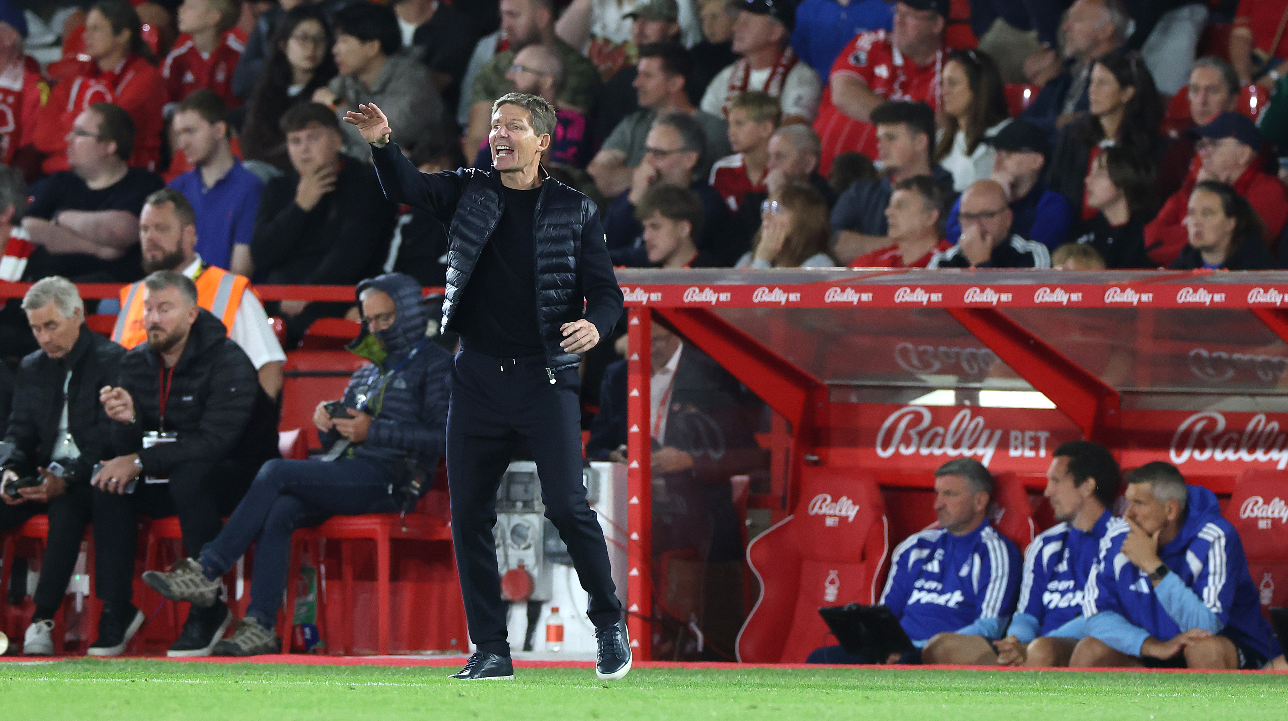 NOTTINGHAM, ENGLAND - AUGUST 25: Oliver Glasner, the Nottingham Forest manager issues instructions during the Carabao Cup Second Round match between Nottingham Forest and Leeds United at City Ground on August 25, 2026 in Nottingham, England. (Photo by David Rogers/Getty Images)
