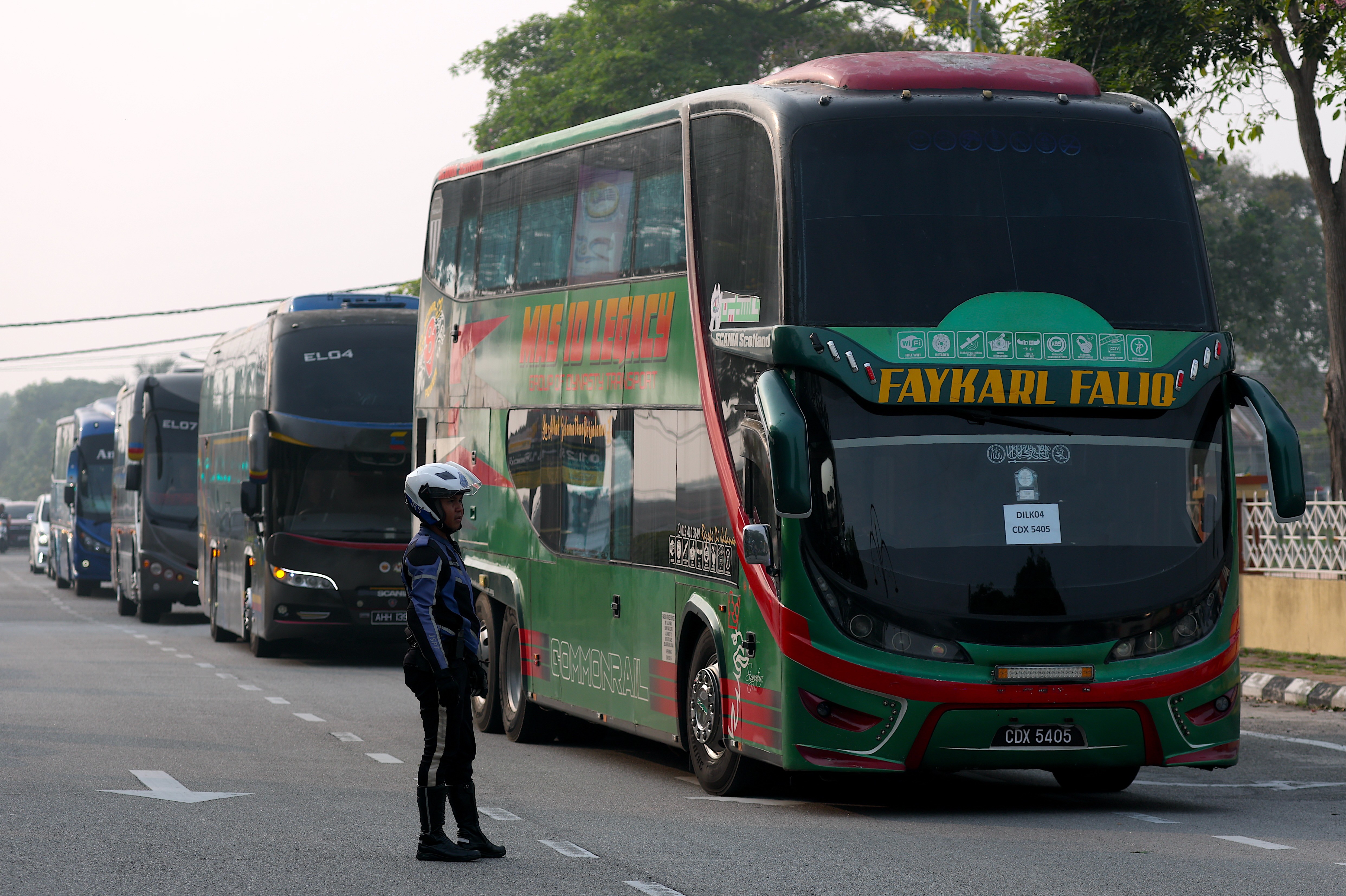 An initial group of 1,476 people from Myanmar are deported from Malaysia on September 29, 2026, first my bus and then by Myanmar navy ships