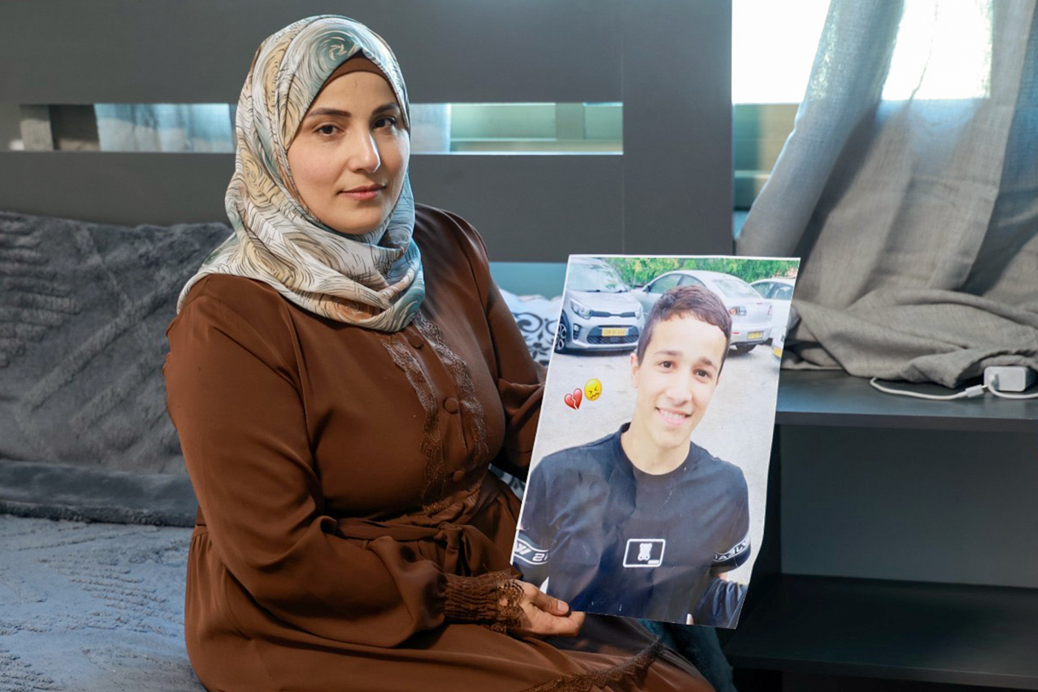  Fidaa is hoping that her son is released from Israeli prisons. [Ahmed Jalajel/Al Jazeera]