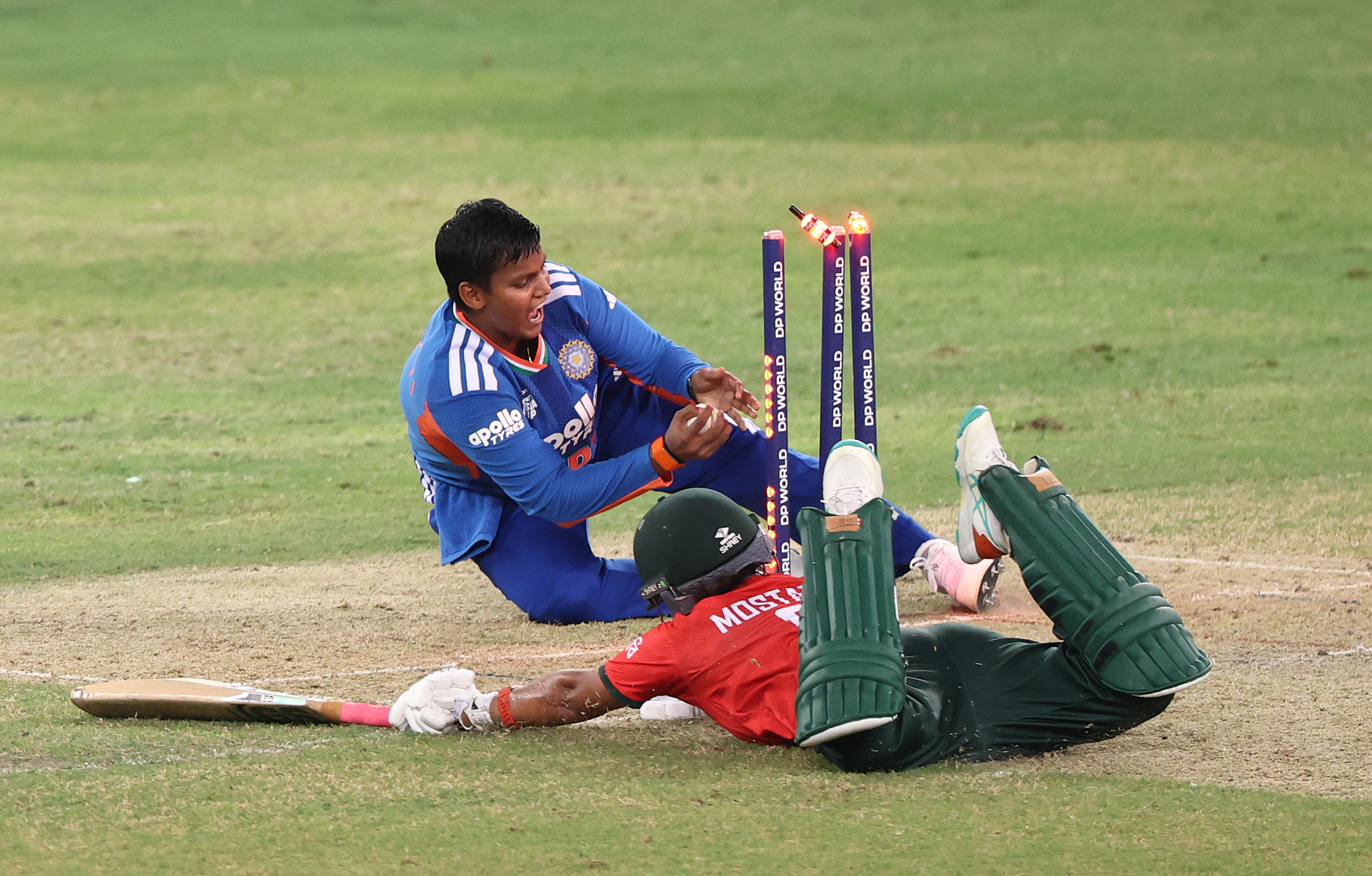 DUBAI, UNITED ARAB EMIRATES - SEPTEMBER 10: Deepti Sharma of India attempts to run out Sobhana Mostary of Bangladesh during the Women's T20 Asia Cup 2026 Semi Final match between India and Bangladesh at Dubai International Stadium on September 10, 2026 in Dubai, United Arab Emirates. (Photo by Francois Nel/Getty Images)