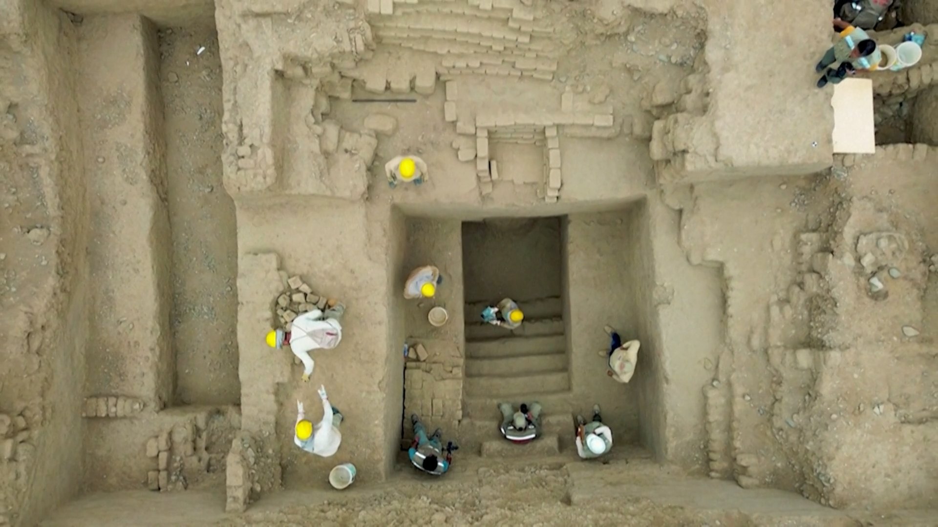 Peru tomb