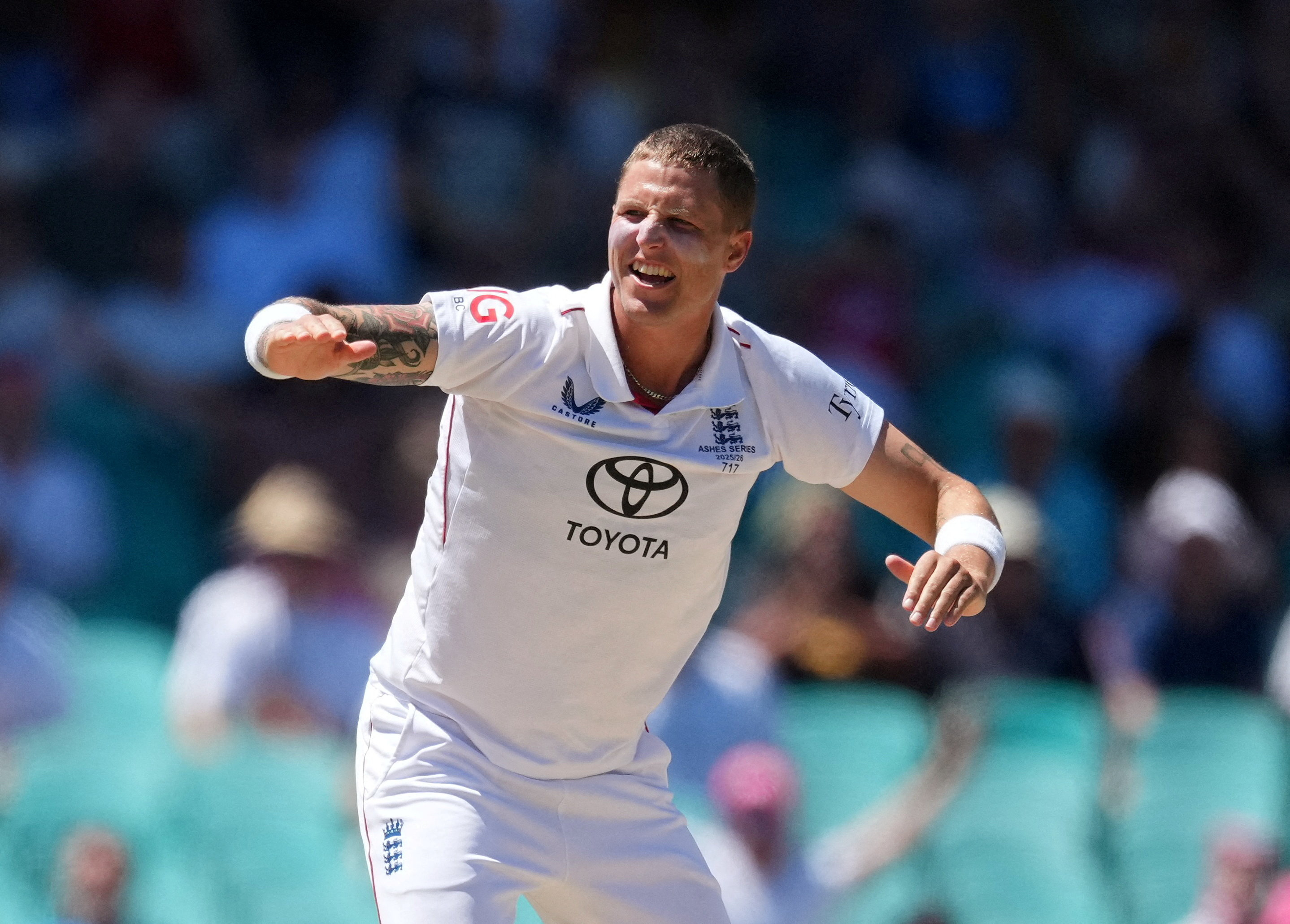 FILE PHOTO: Cricket - The Ashes - Australia v England - Fifth Test - Sydney Cricket Ground, Sydney, Australia - January 8, 2026 England's Brydon Carse appeals for the lbw of Australia's Travis Head REUTERS/Asanka Brendon Ratnayake/File Photo