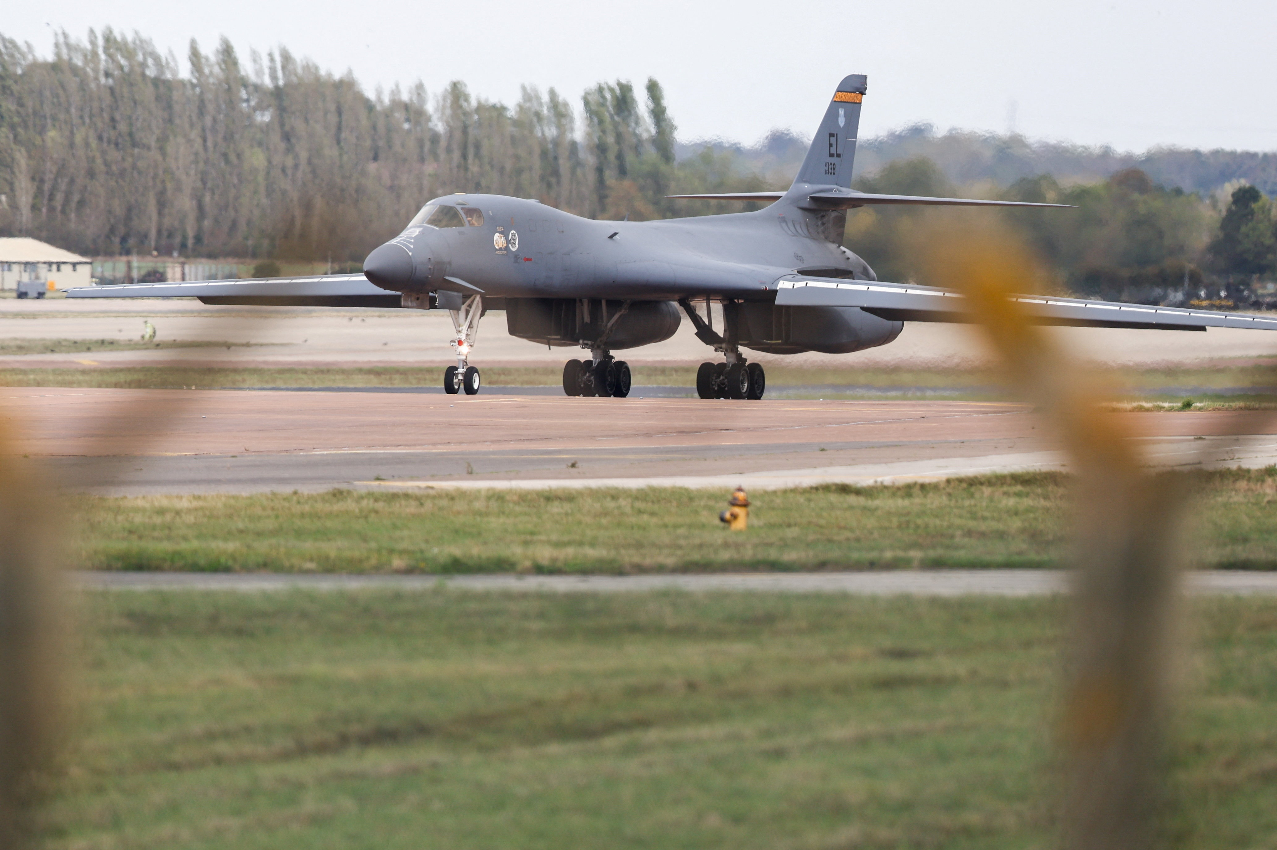 A B‑1B Lancer at the RAF Fairford airbase, Gloucestershire, UK